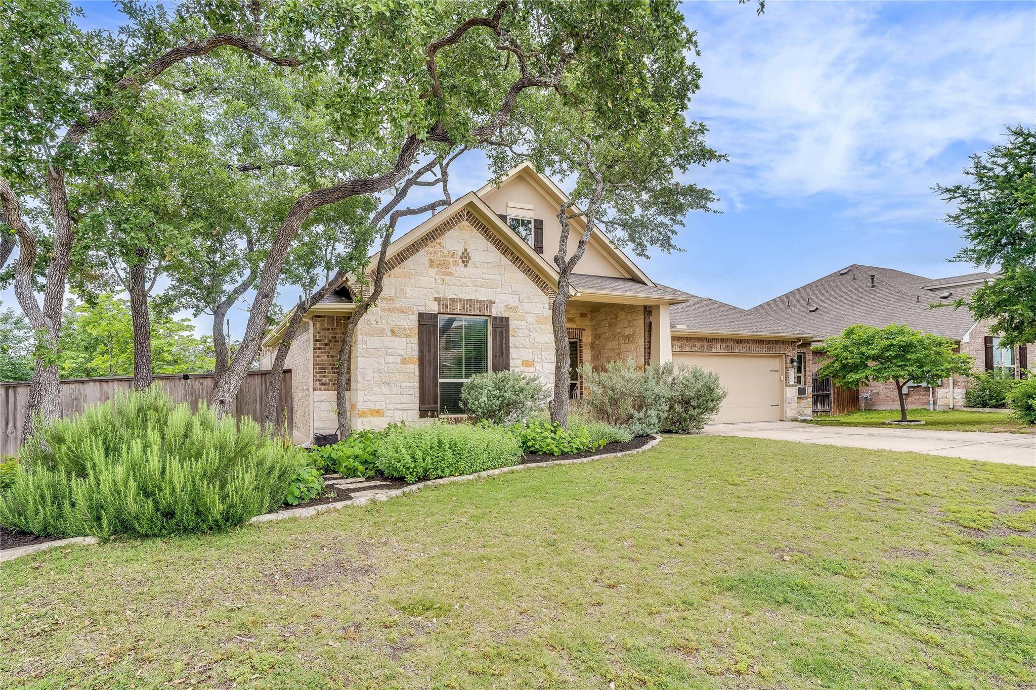 172 Cibola DR, Kyle, TX 78640