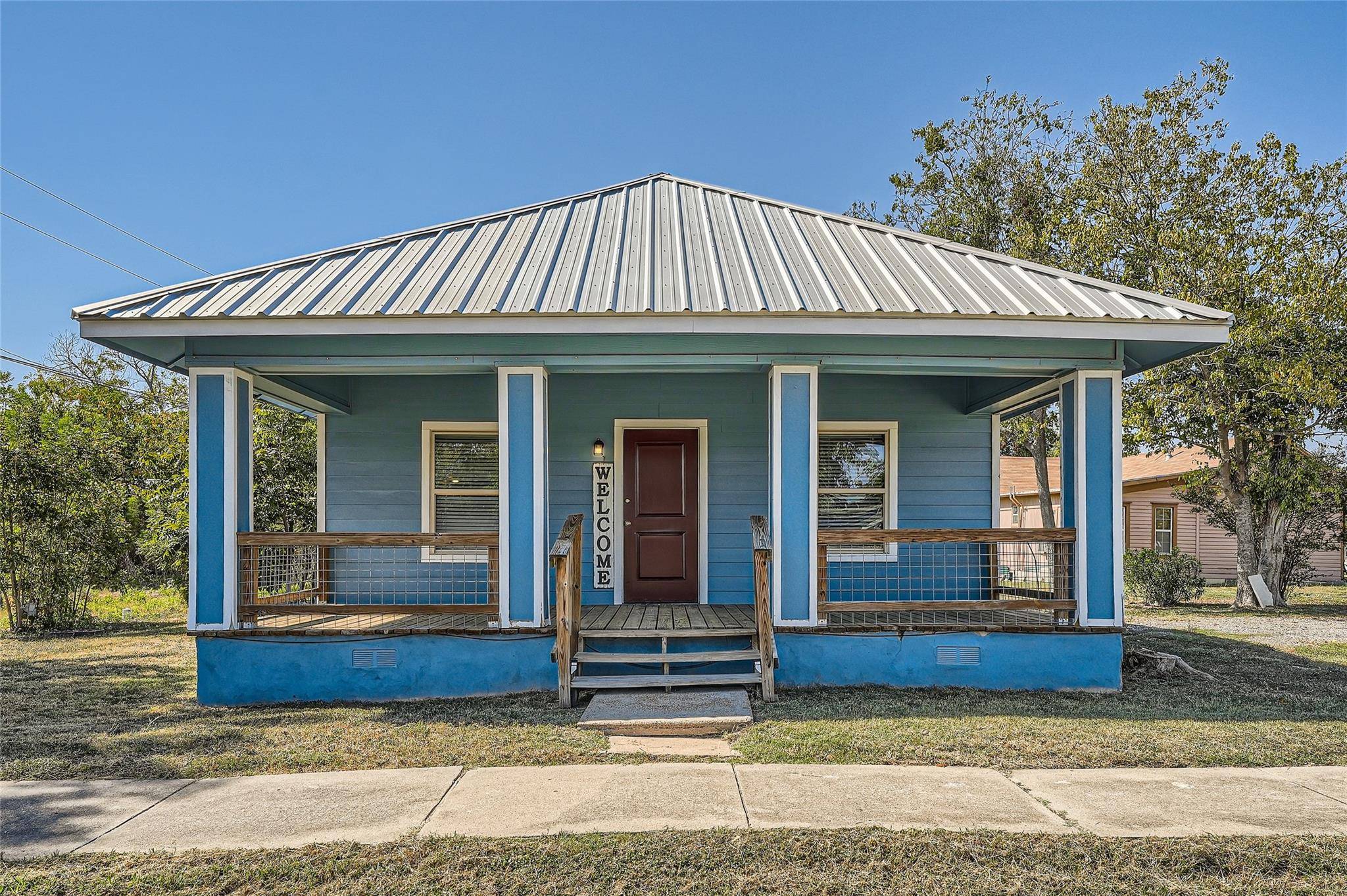 209 N LEXINGTON ST, Manor, TX 78653