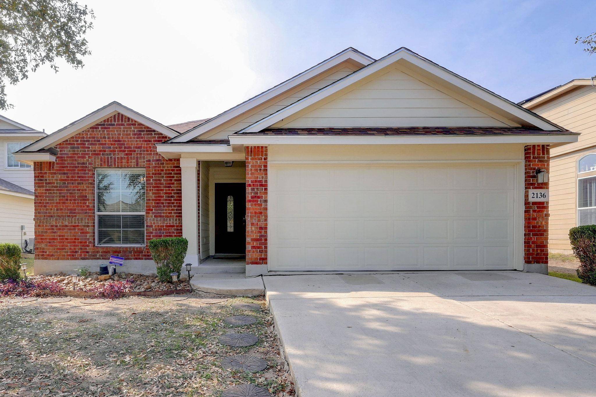 2136 Sinclair DR, New Braunfels, TX 78130