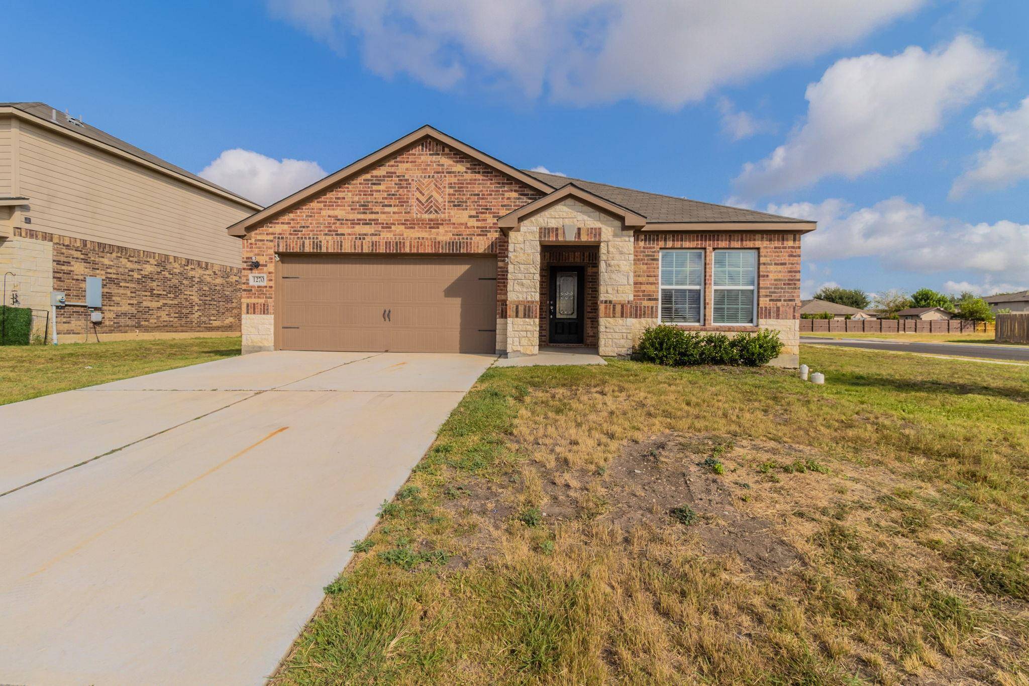 1270 Treeta TRL, Kyle, TX 78640
