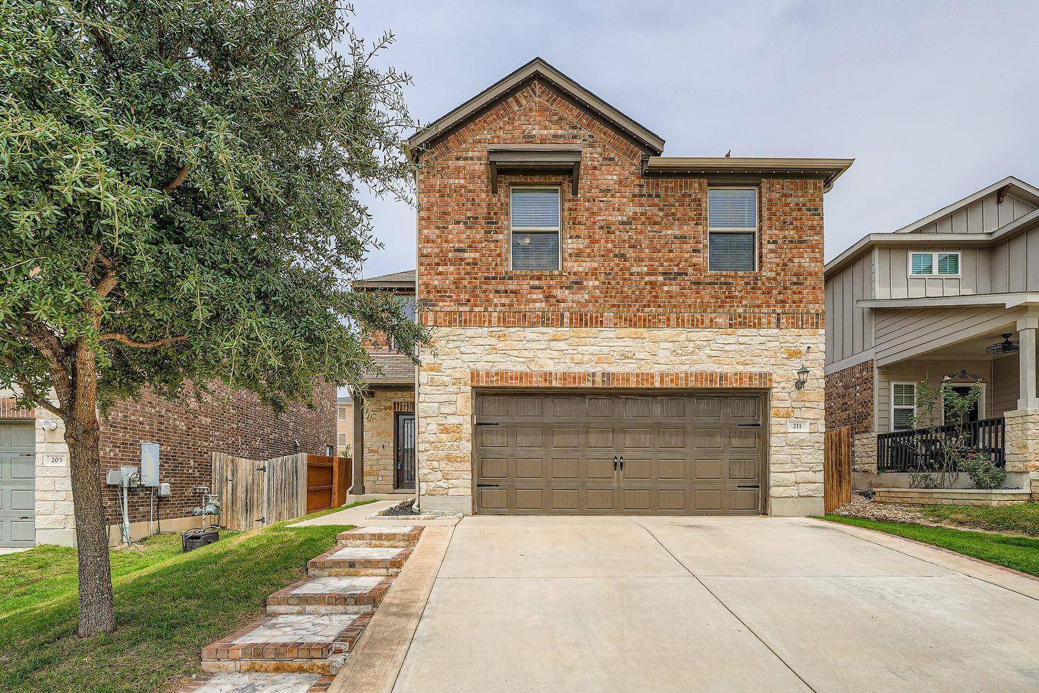 211 Satsuma DR, Buda, TX 78610