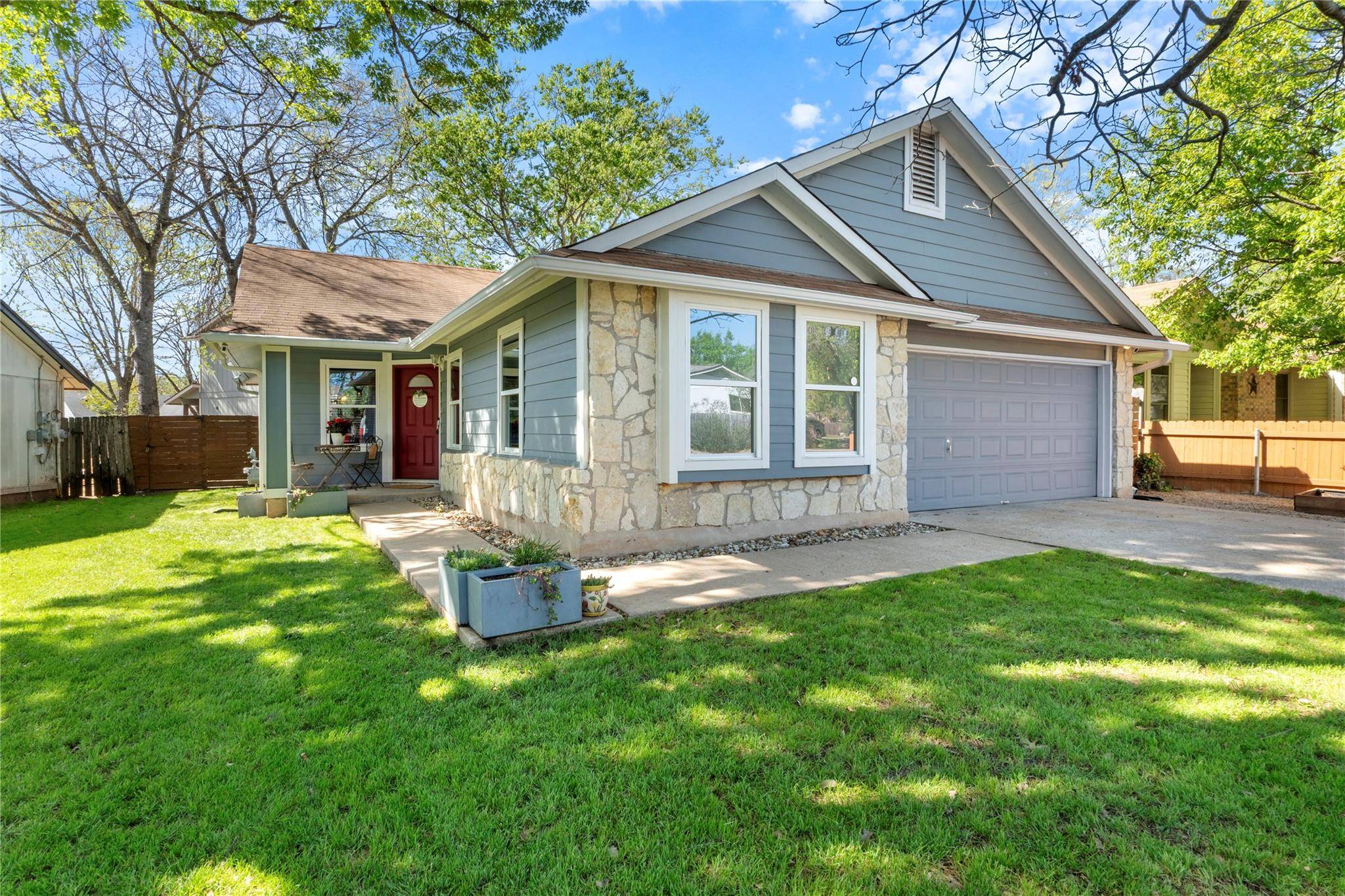 9306 Curlew DR, Austin, TX 78748