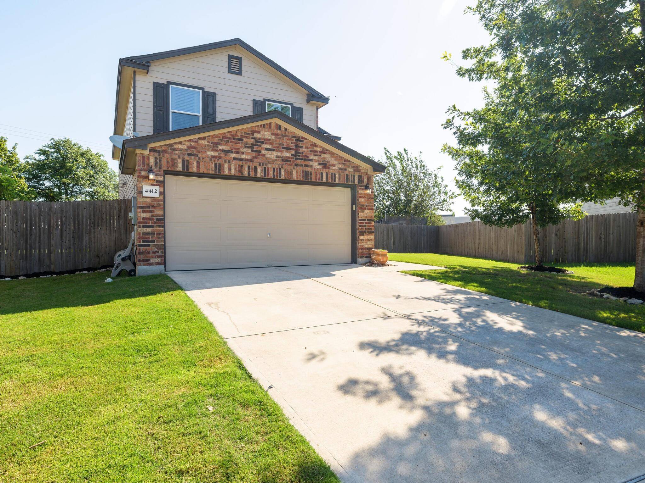 4412 Kings Canyon DR, Taylor, TX 76574