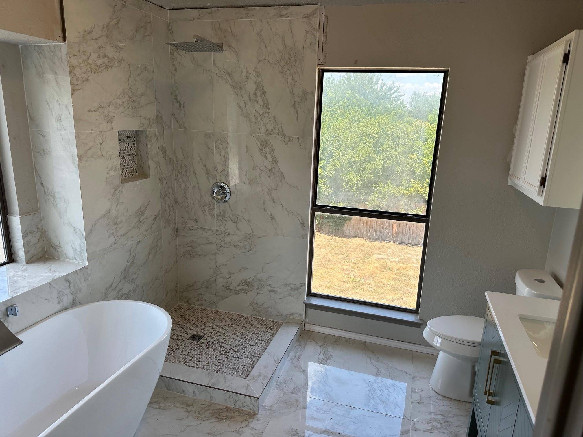 2208 Rosemary LN, Round Rock, TX 78664