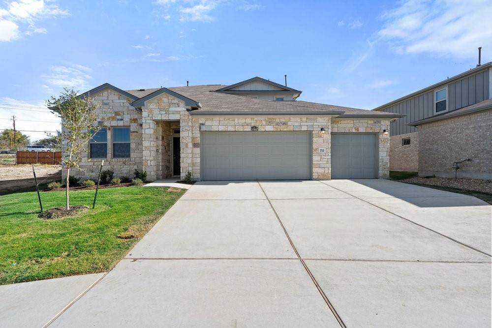 253 Dogvane CIR, Kyle, TX 78640