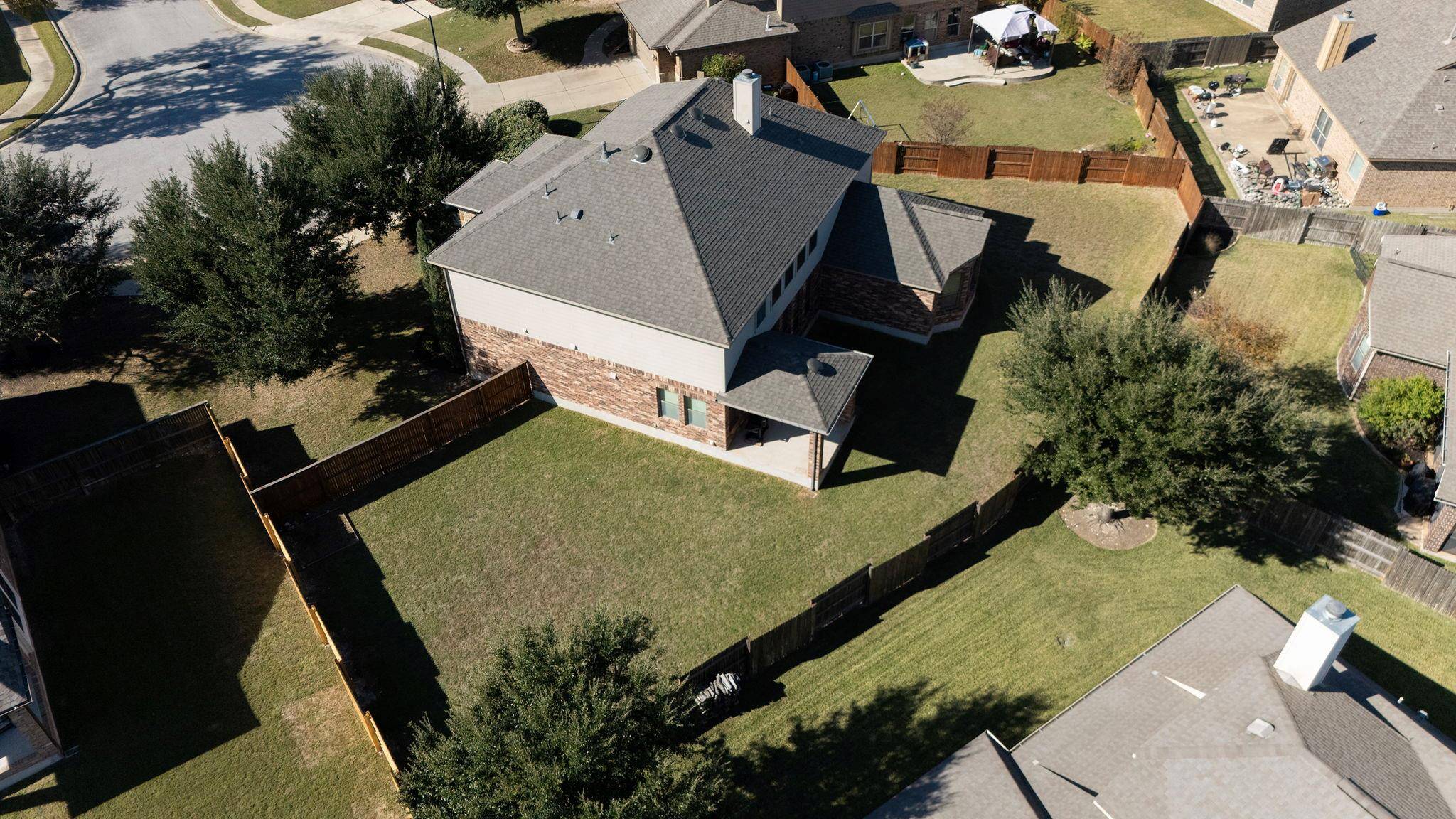 2644 Estefania LN, Round Rock, TX 78665