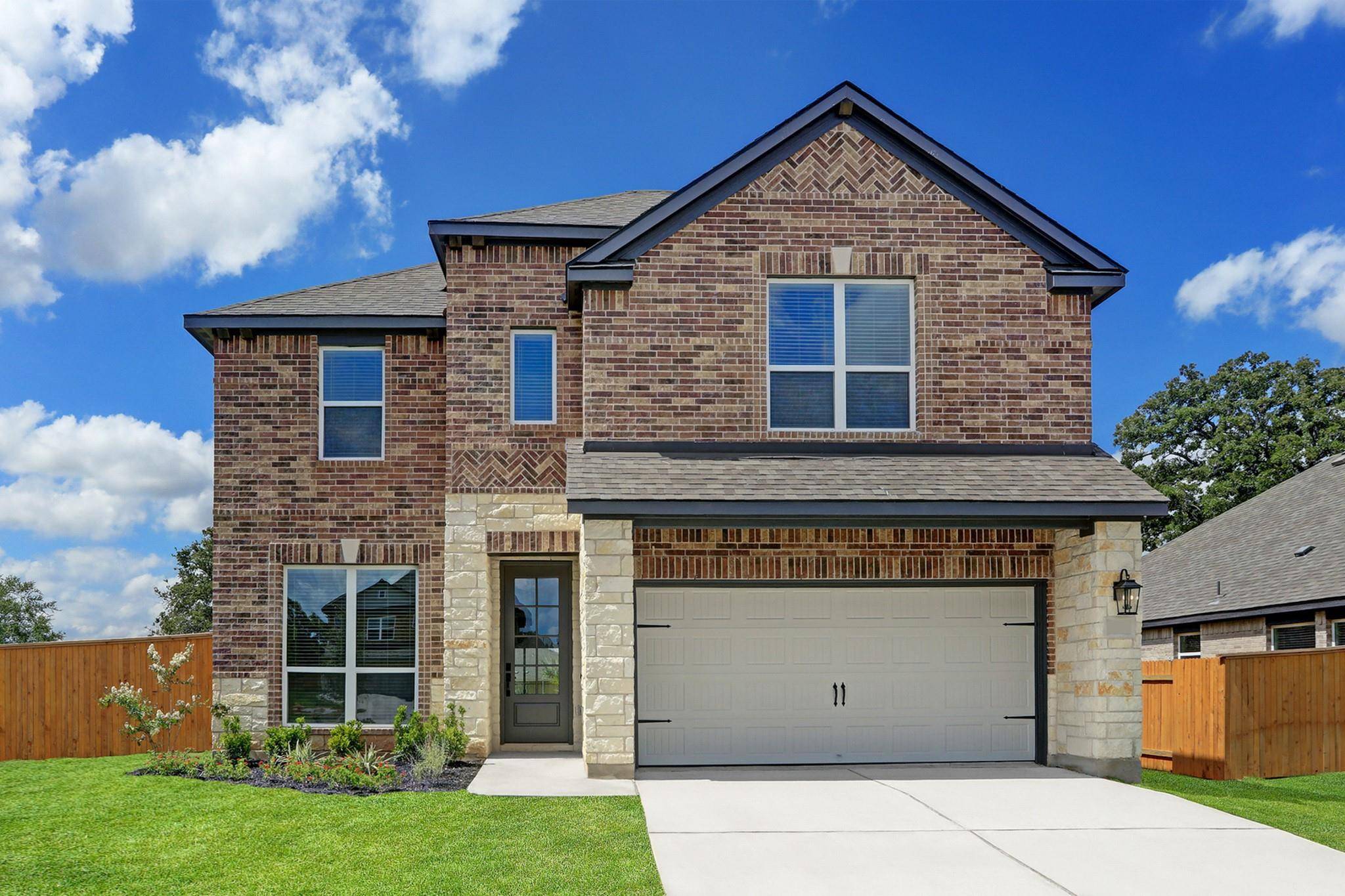 136 Lt John Decker DR, San Marcos, TX 78666