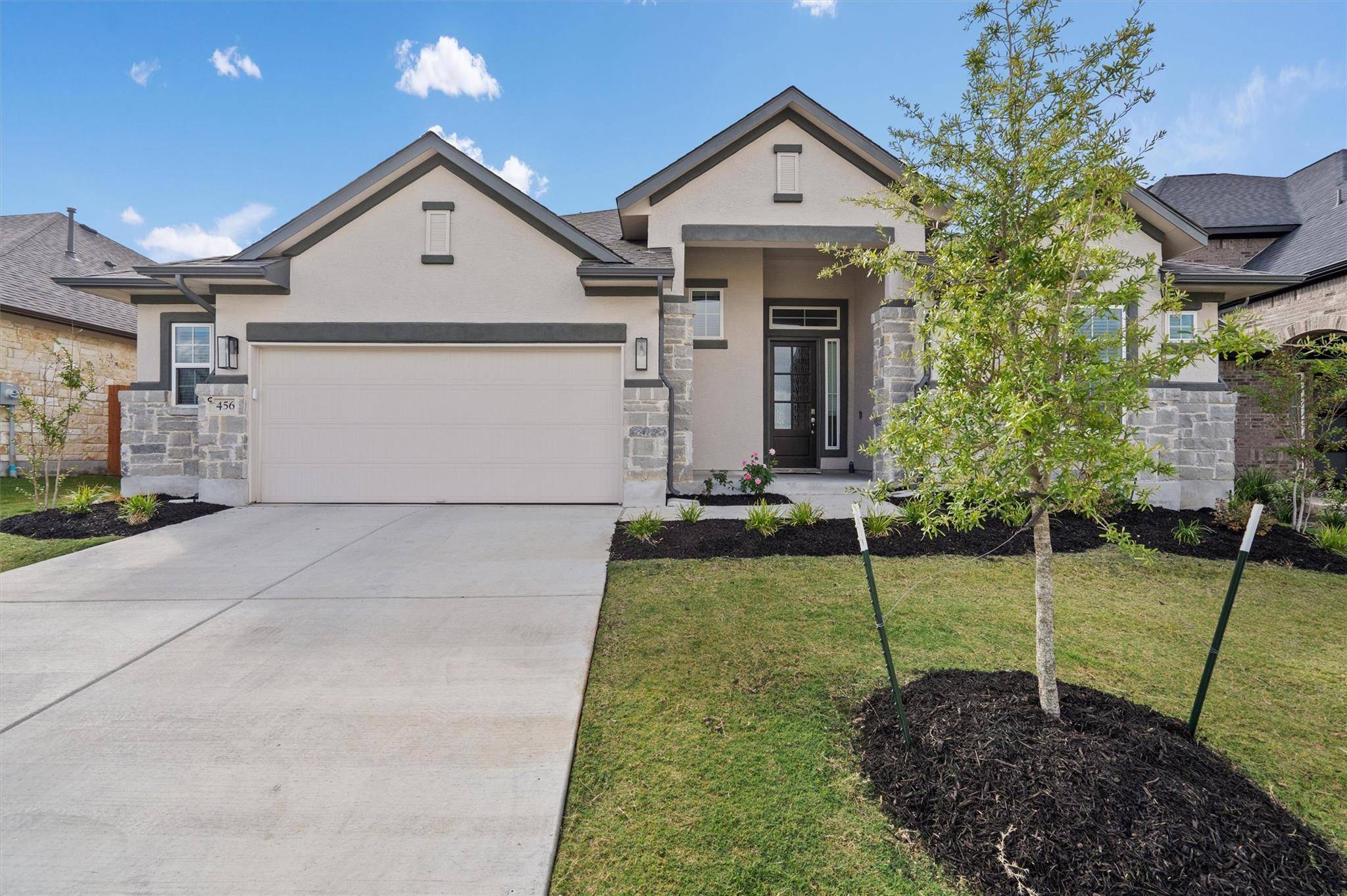 456 Sabino, Buda, TX 78610