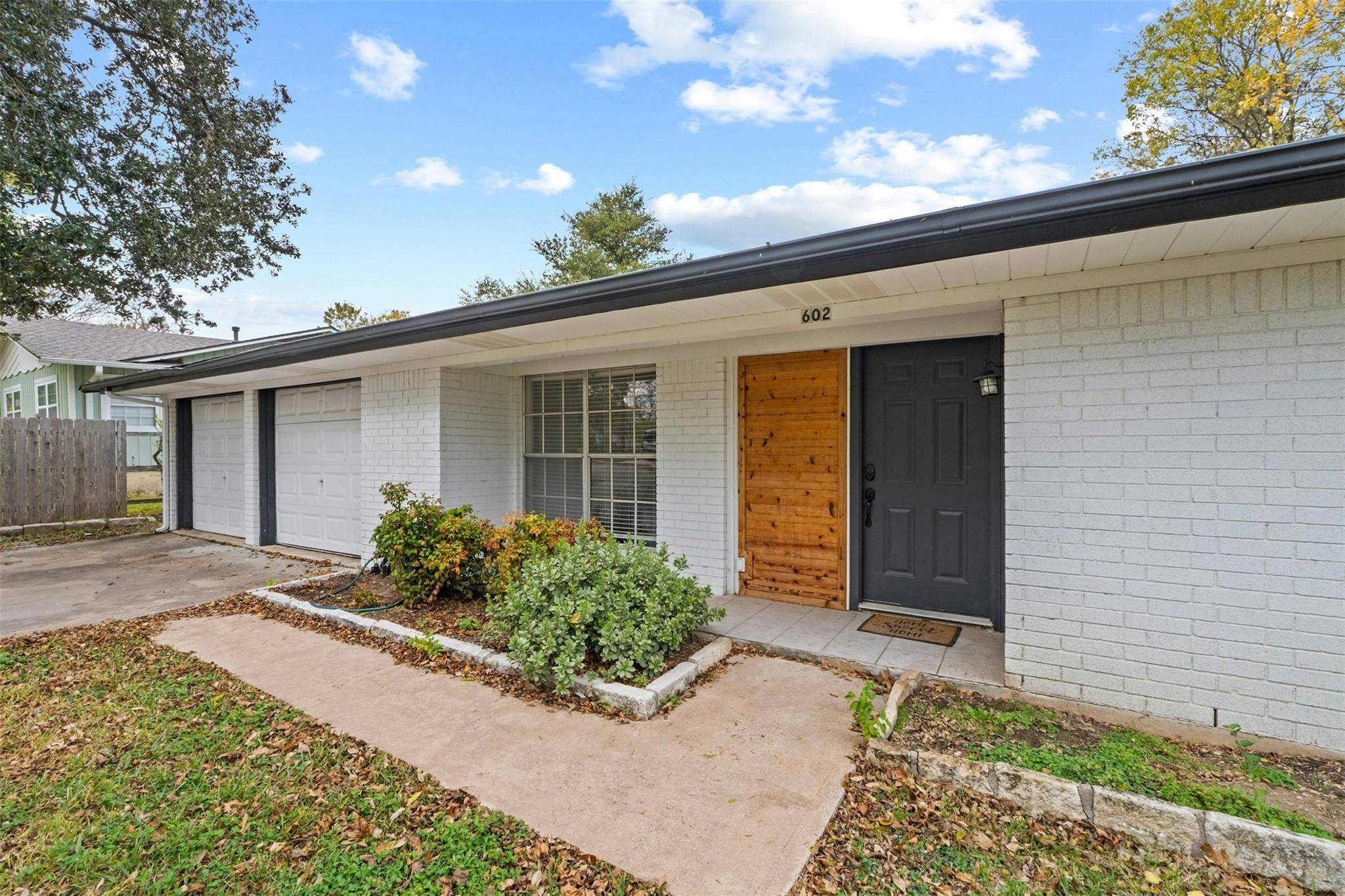 602 Gilmore ST, Taylor, TX 76574