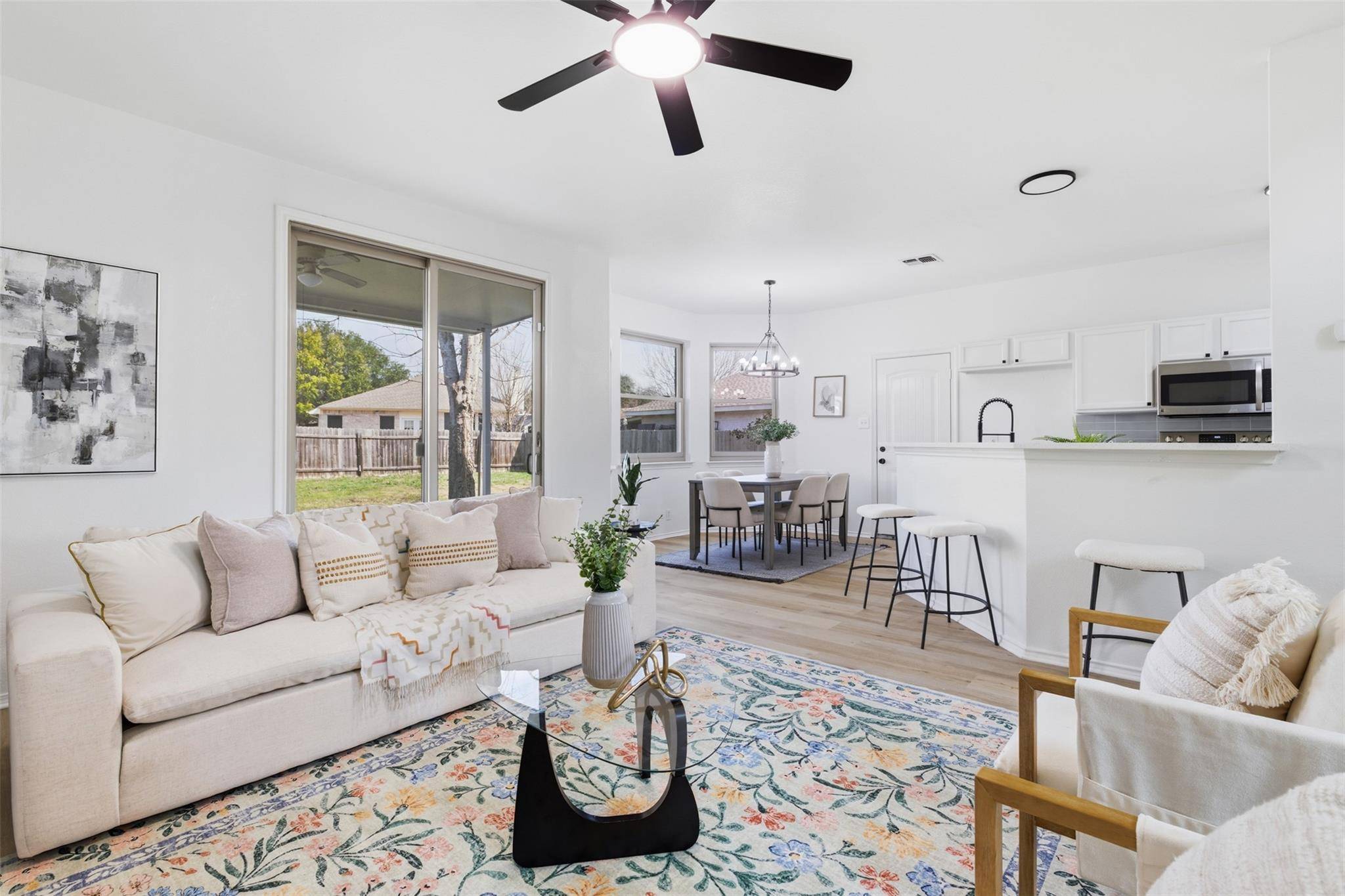 7247 Wardman DR, Del Valle, TX 78617