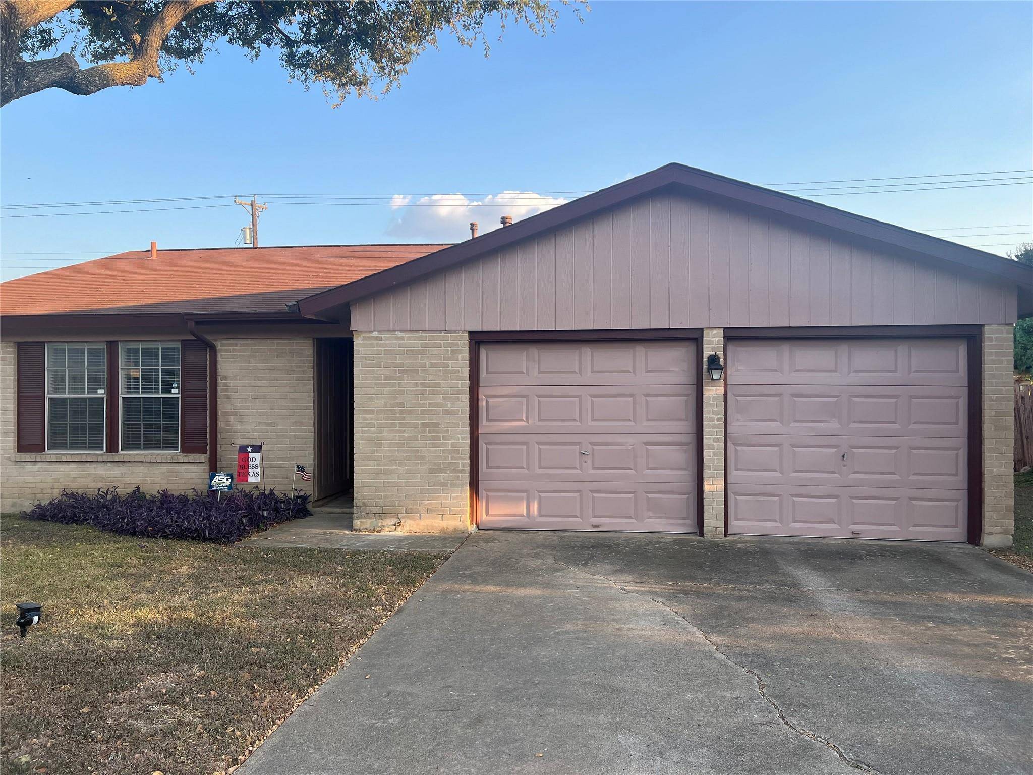 403 Ameswood DR, Round Rock, TX 78664