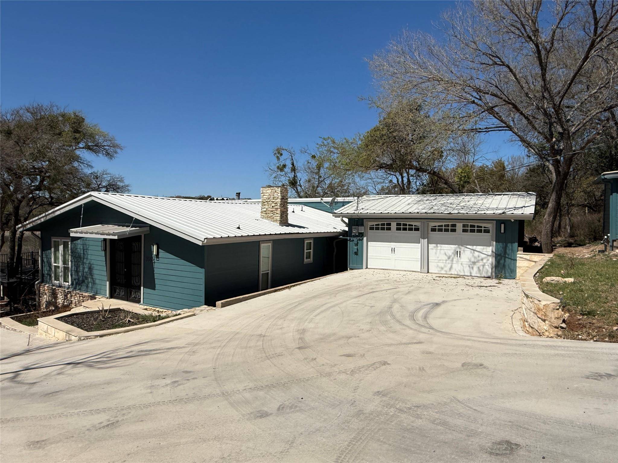 25005 Lake View DR, Spicewood, TX 78669