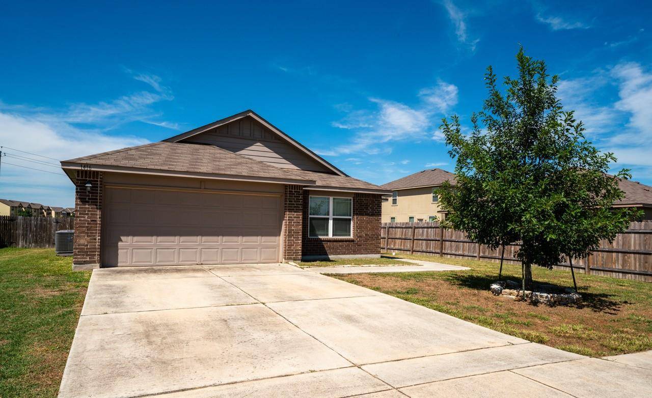 1416 Redbridge DR, Seguin, TX 78155