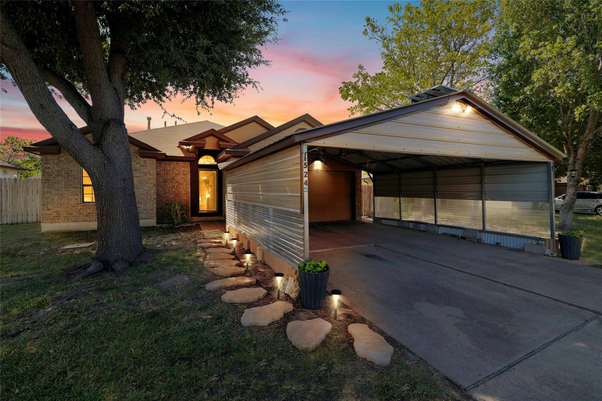 524 Jefferson LN, Georgetown, TX 78626