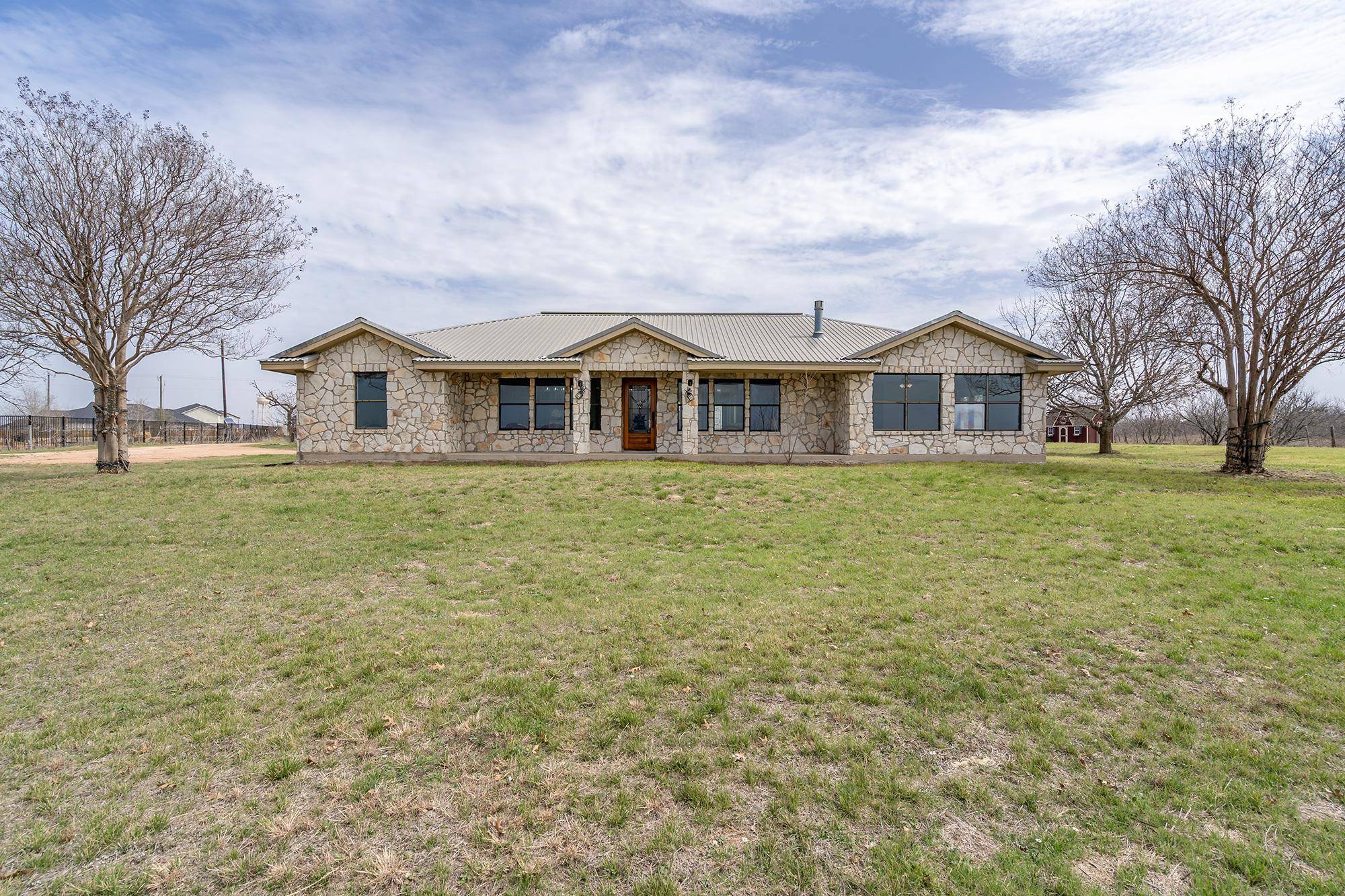 651 C Bud Stockton LOOP, Jarrell, TX 76537