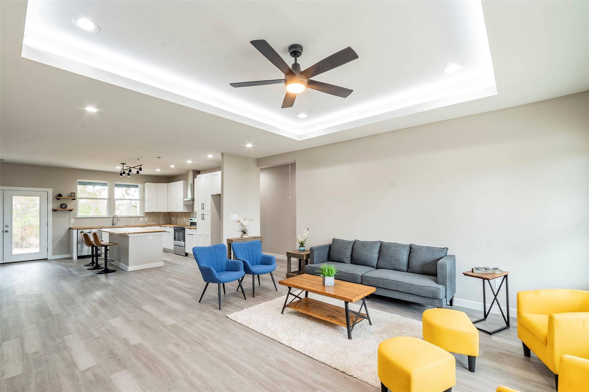320 Tahitian DR, Bastrop, TX 78602