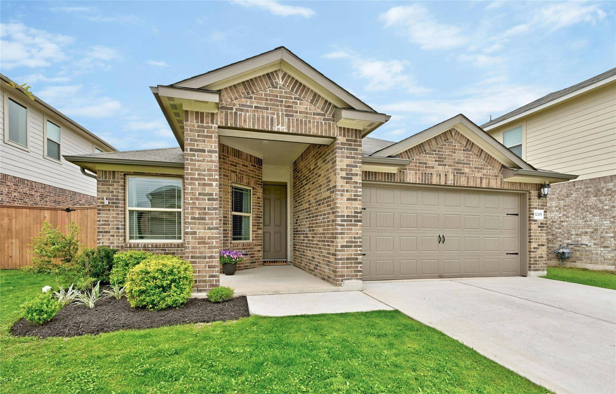 12305 Savannah Brooks LN, Manor, TX 78653