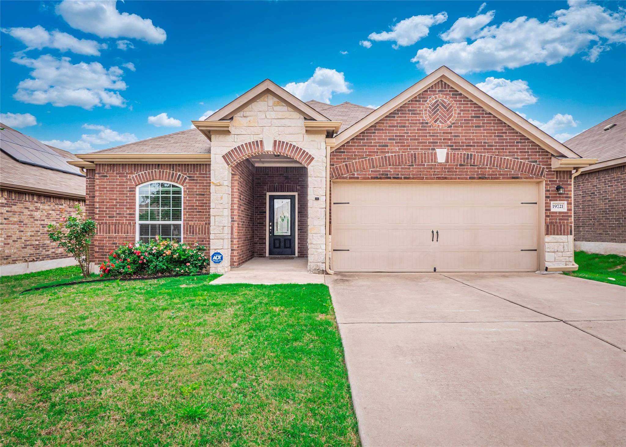 19721 Andrew Johnson DR, Manor, TX 78653