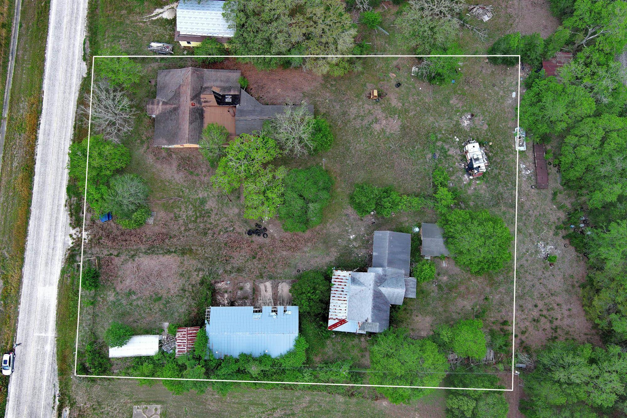 2603 Tx-71 HWY #E, La Grange, TX 78945
