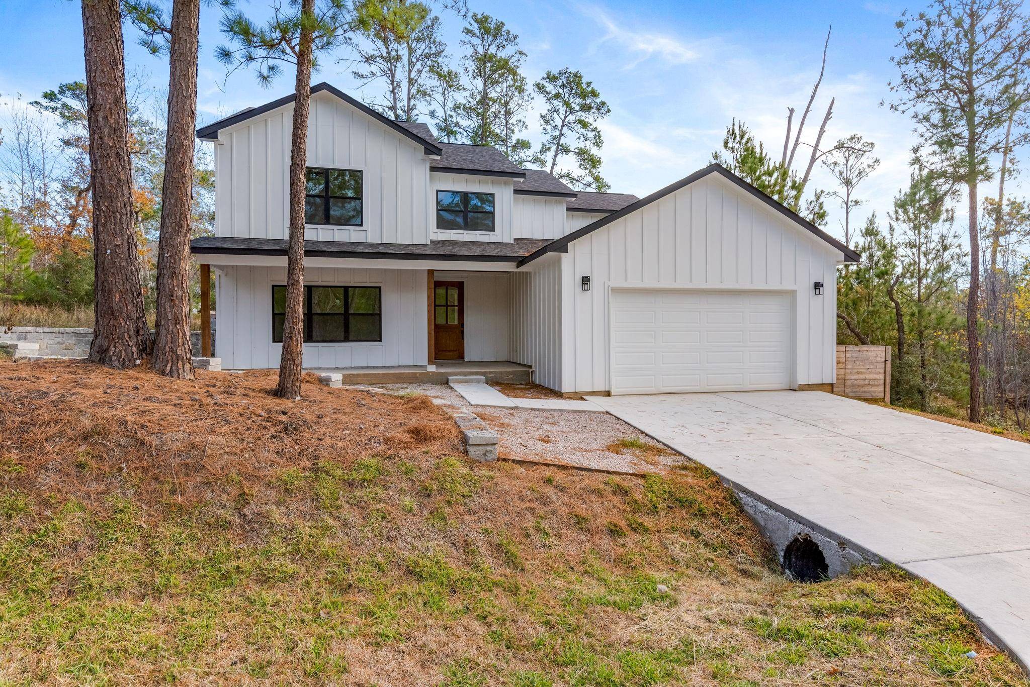 147 N Pahihi DR, Bastrop, TX 78602