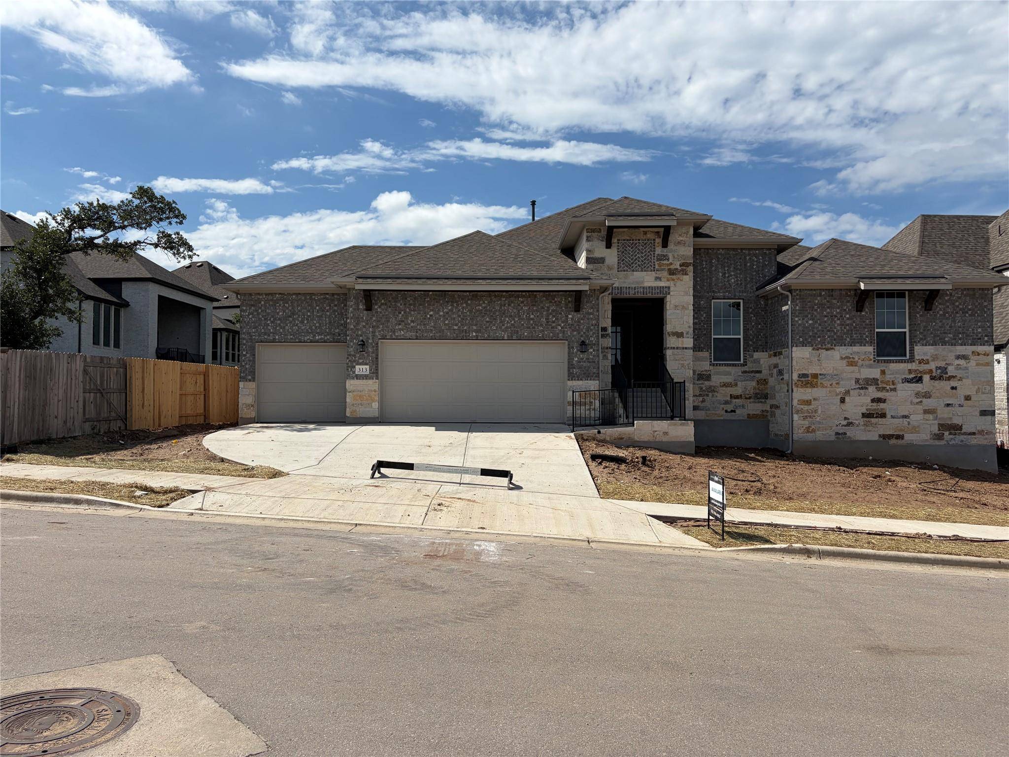 313 Knockout Rose DR, San Marcos, TX 78666