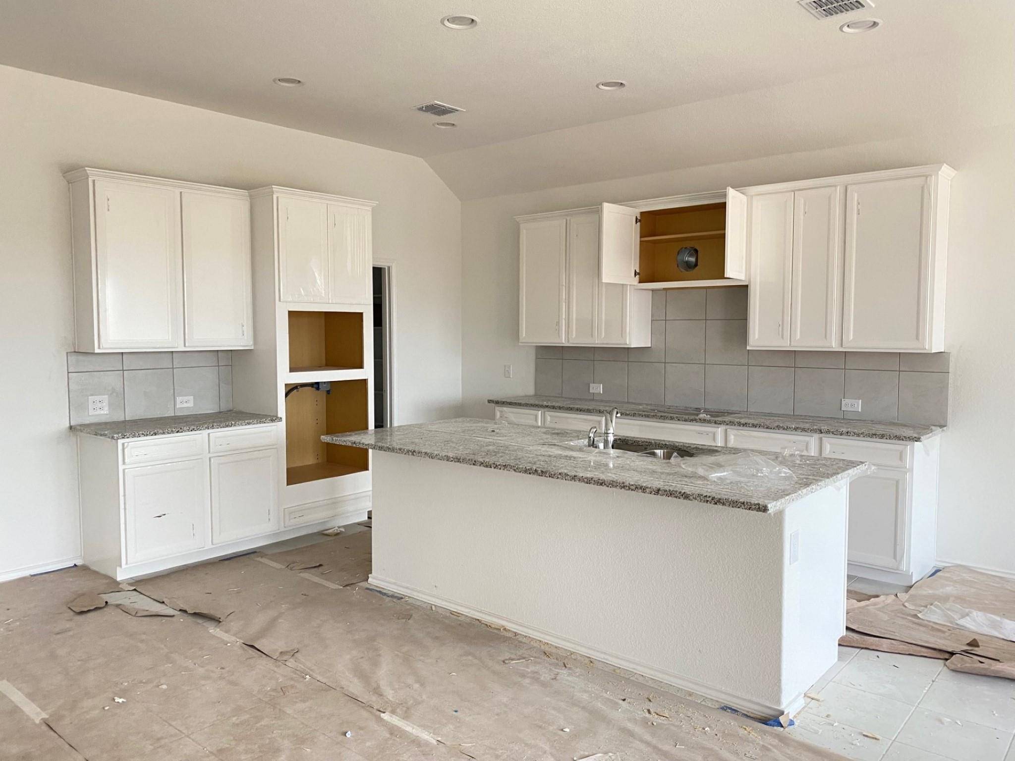 314 Westfield ST, Hutto, TX 78634