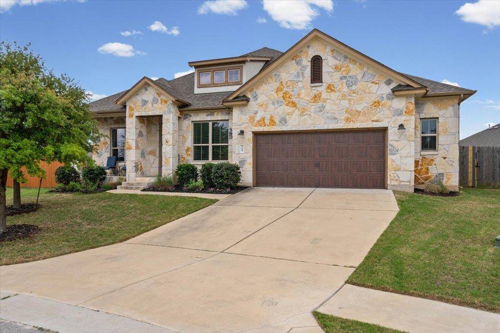 109 Pink Granite BLVD, Dripping Springs, TX 78620
