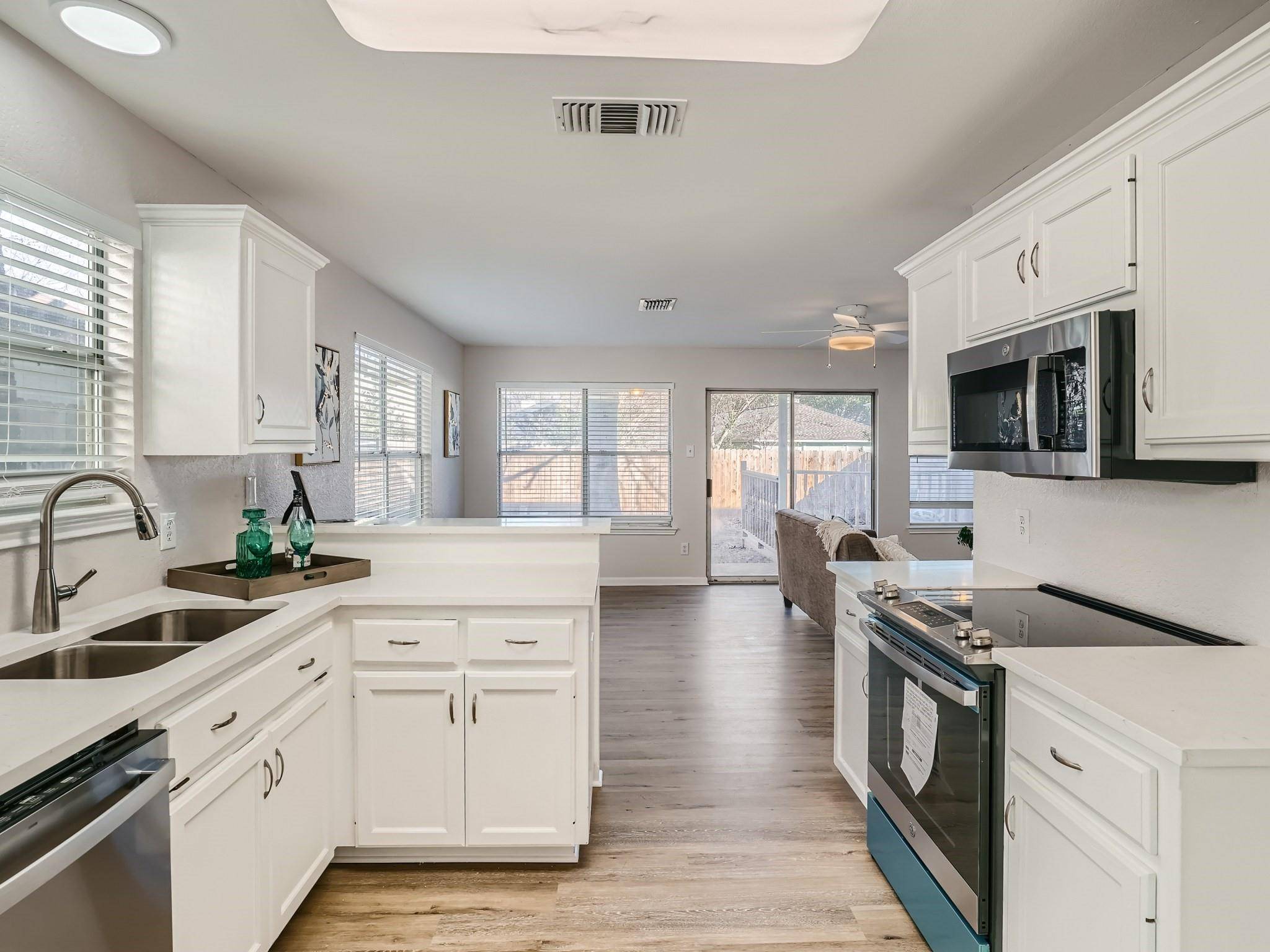 2124 Jasmine PATH, Round Rock, TX 78664