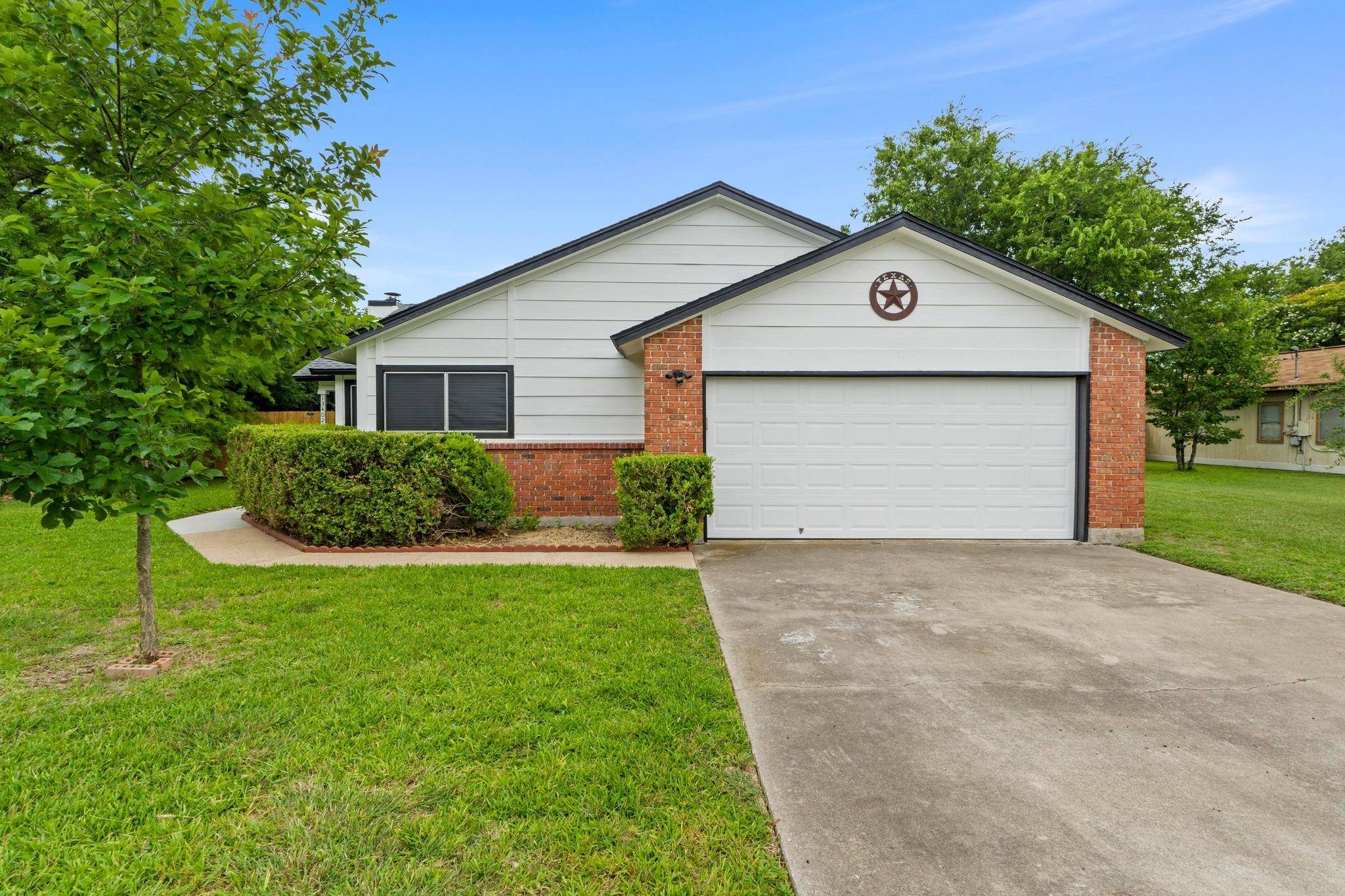 13402 Briar Hollow DR, Austin, TX 78729