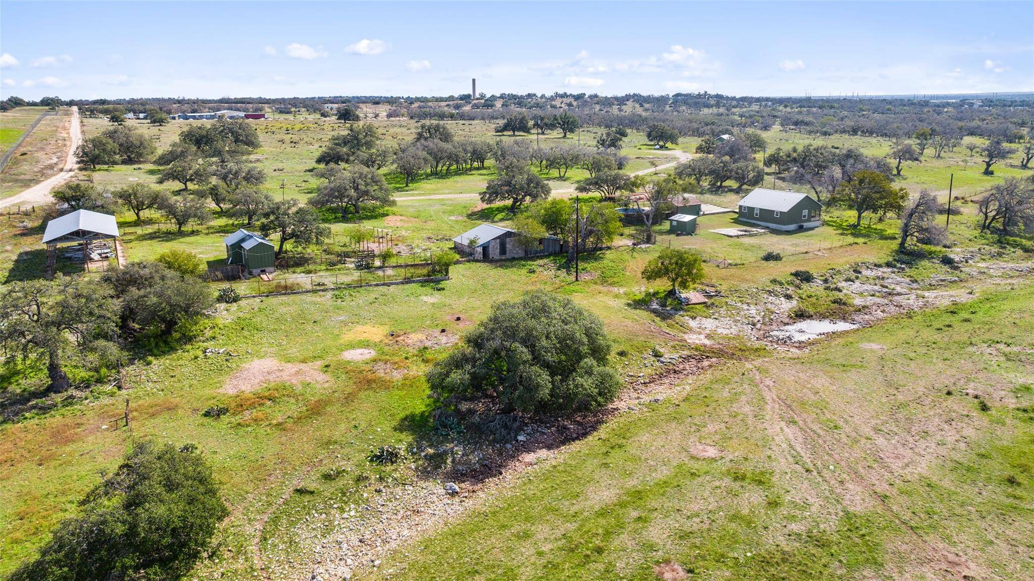 1033 N Ranch Road 783, Harper, TX 78631