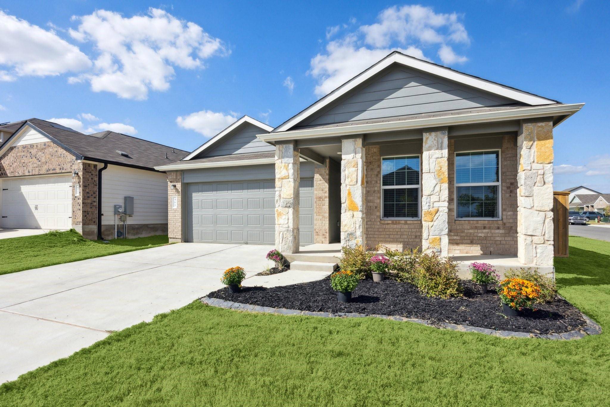 461 Perfect World LOOP, Jarrell, TX 76537