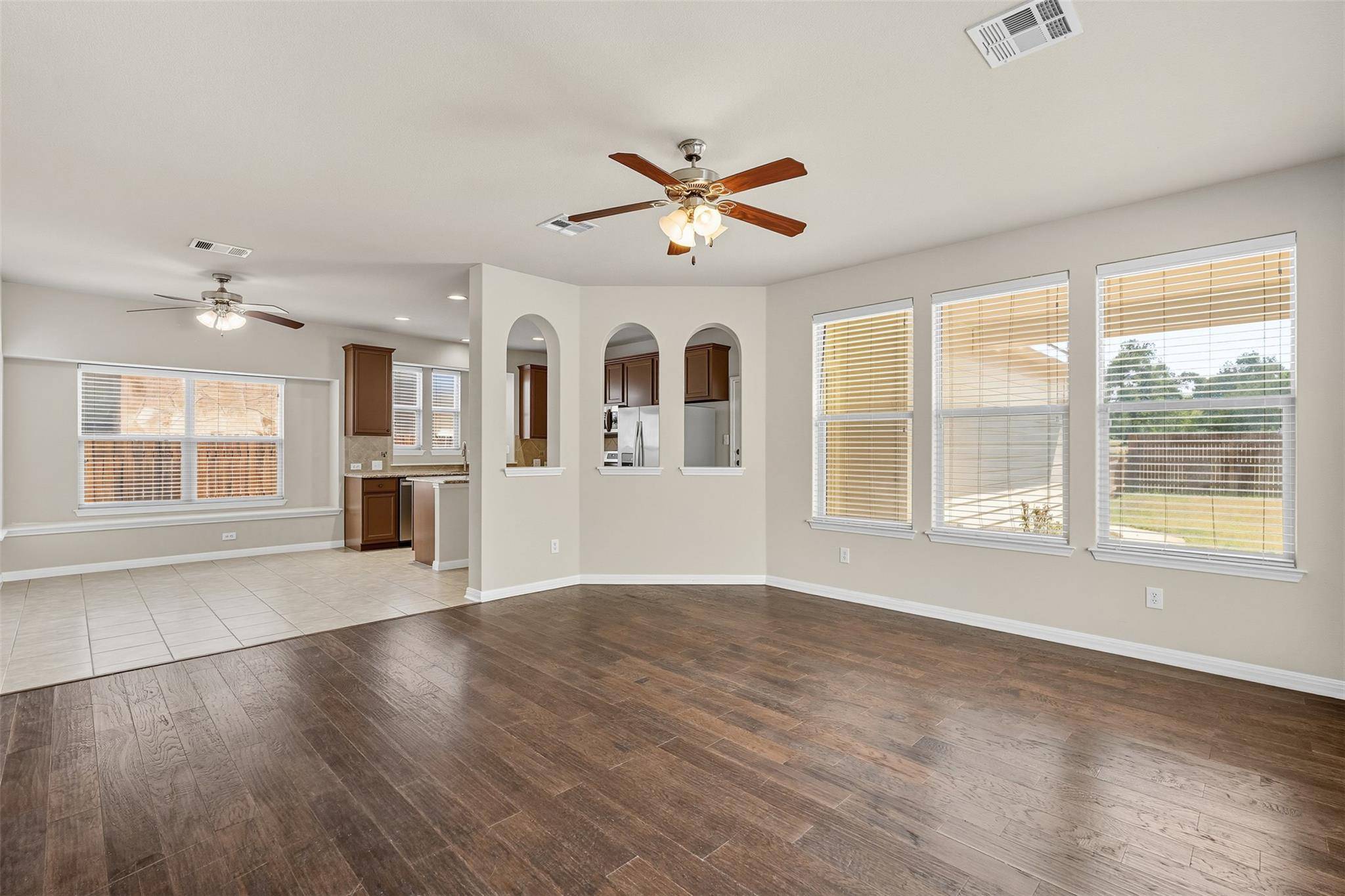 111 Sycamore ST, Georgetown, TX 78633