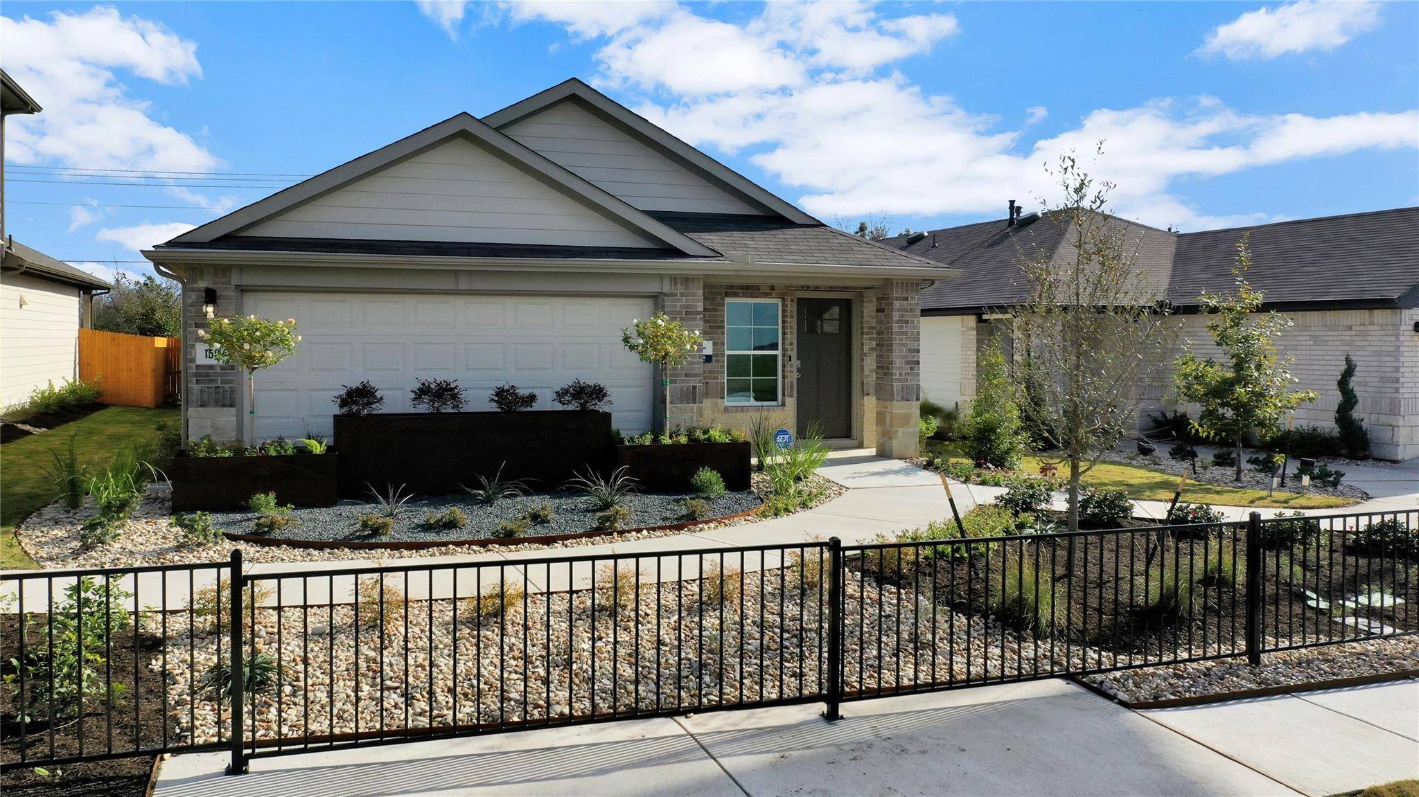 655 Lake Sweetwater LN, Buda, TX 78610