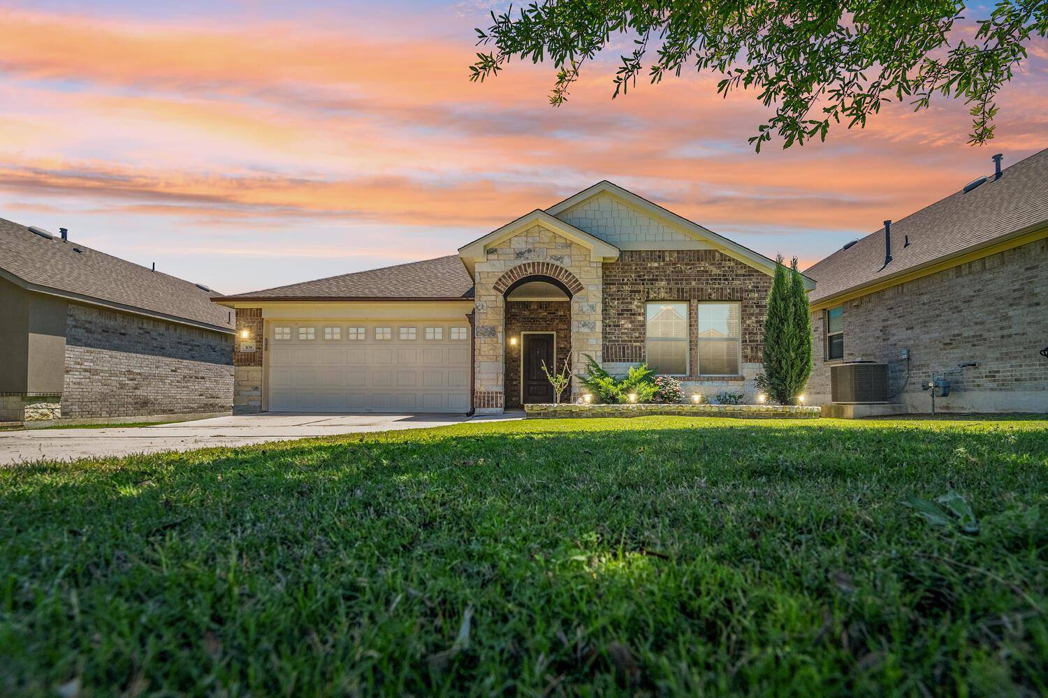 108 Finstown ST, Hutto, TX 78634