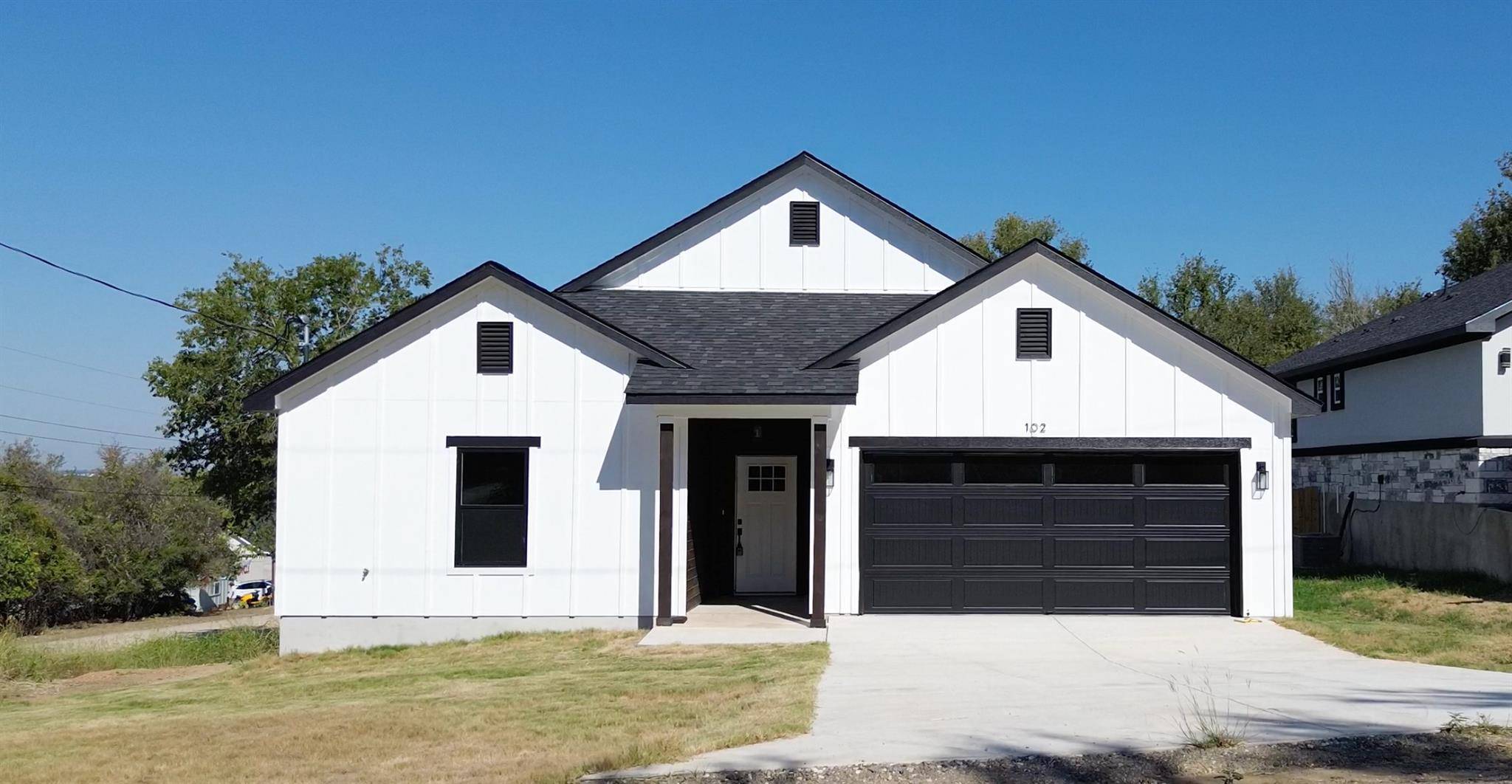 102 Halawa CT, Bastrop, TX 78602