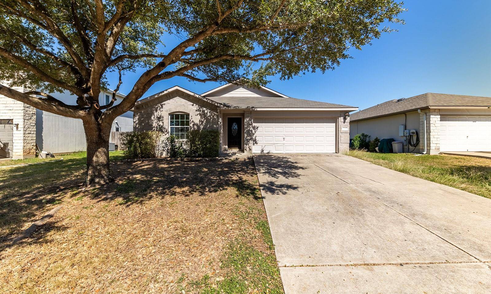 104 Sylvan ST, Hutto, TX 78634