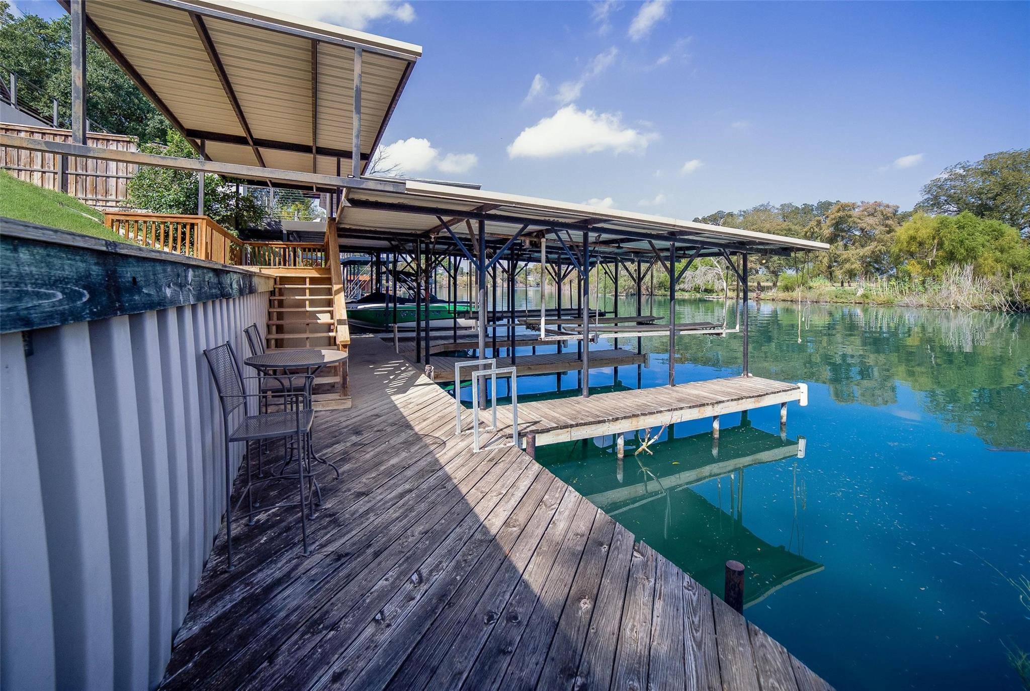 323 E Klein RD, New Braunfels, TX 78130