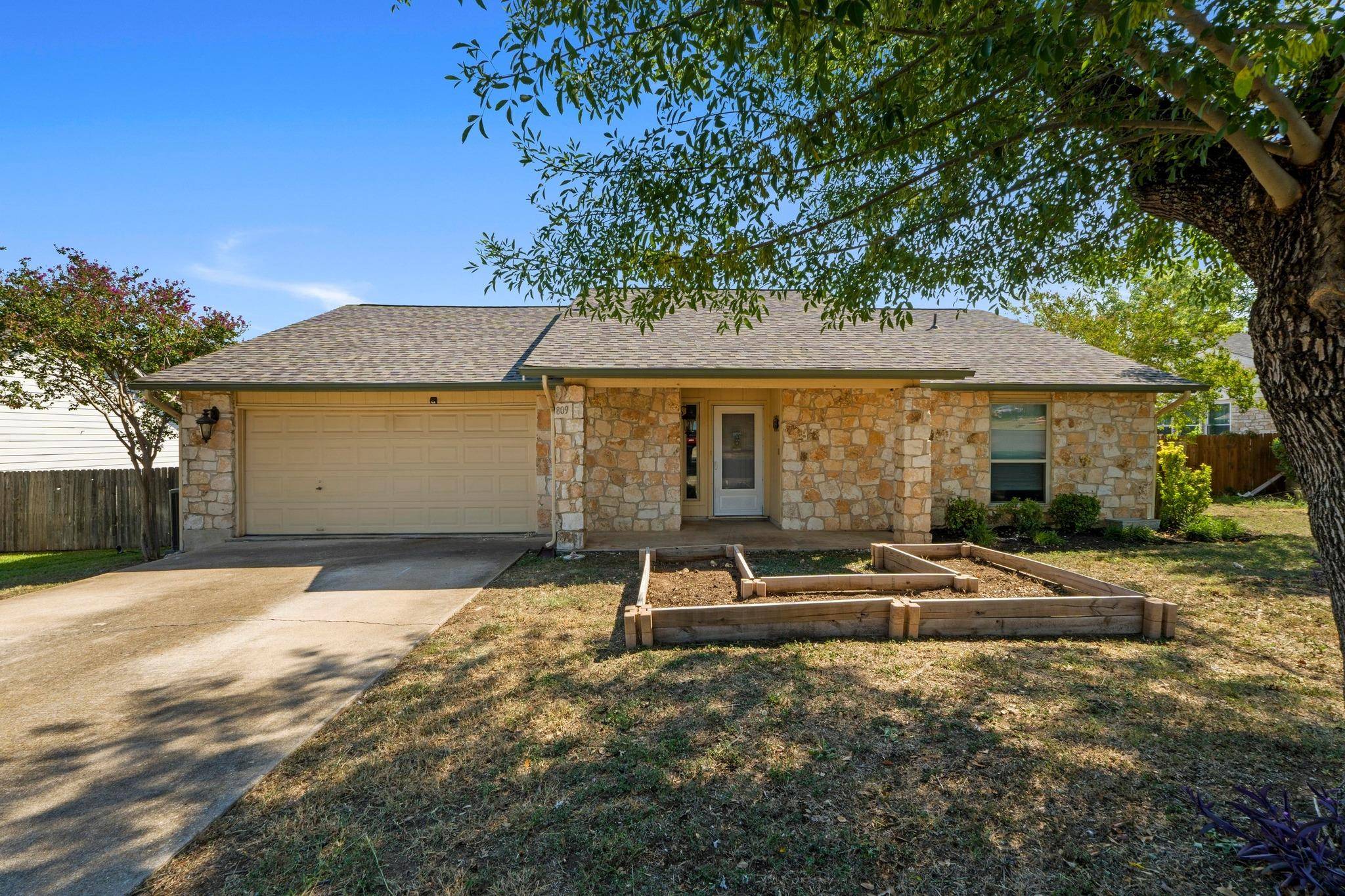809 Stillhouse SPG, Round Rock, TX 78681