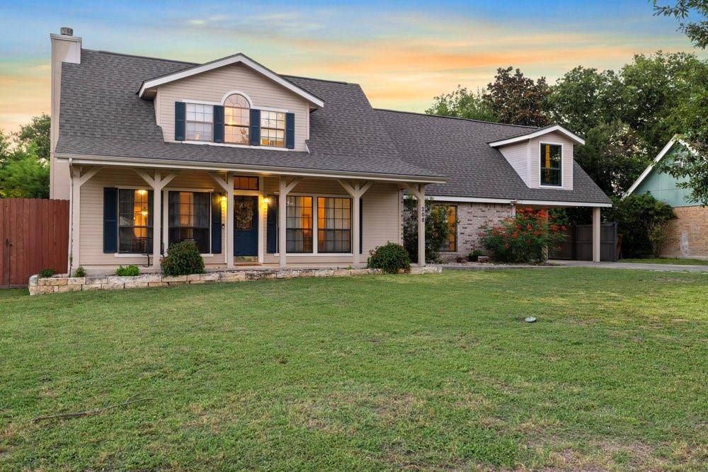 208 Skytrail DR, New Braunfels, TX 78130
