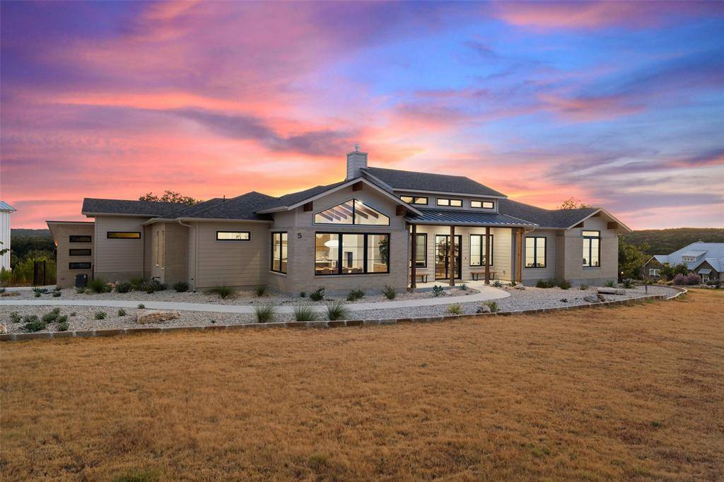 5 Highland Spring LN, Georgetown, TX 78633