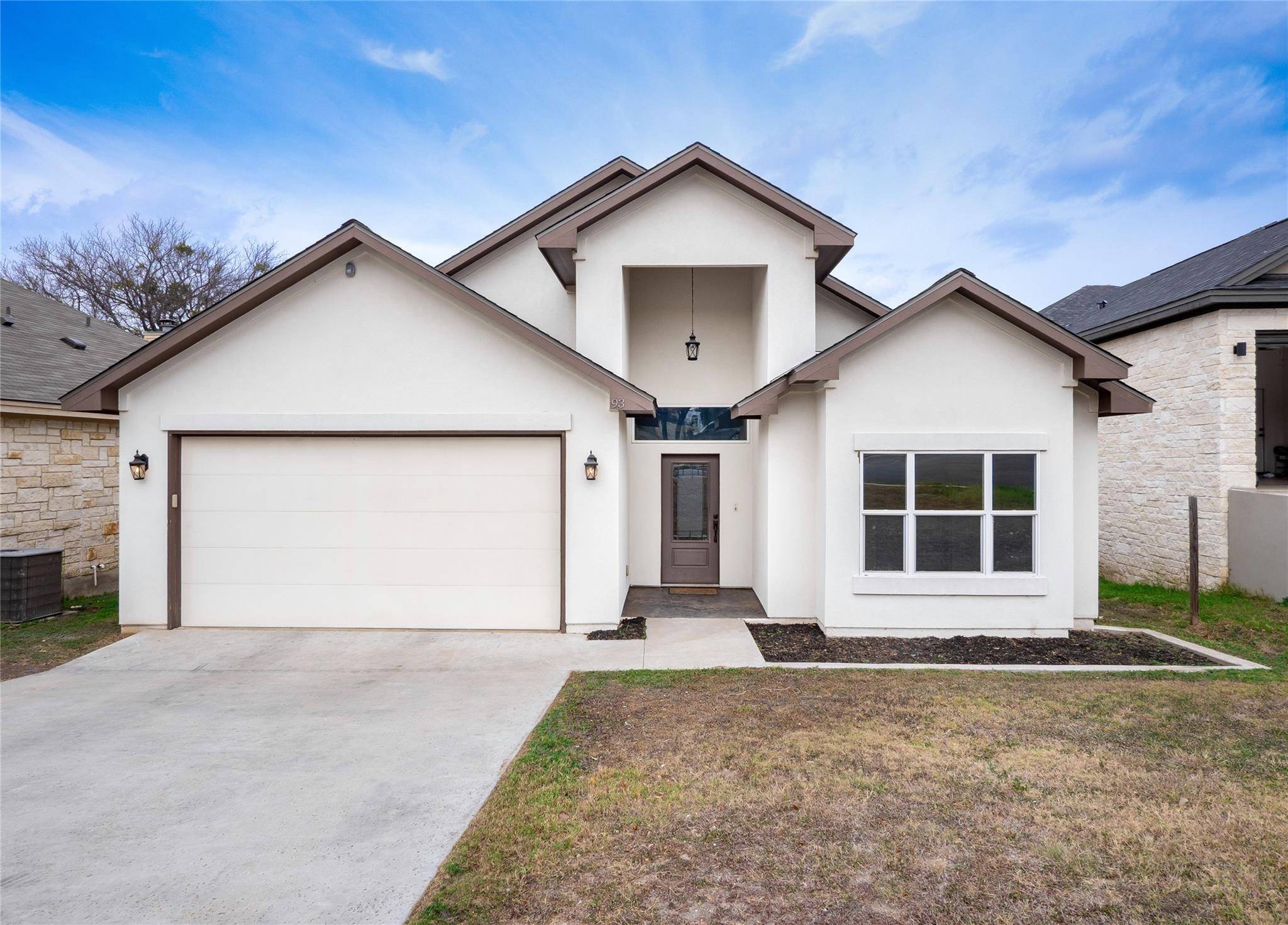 93 Primrose LN, Marble Falls, TX 78654