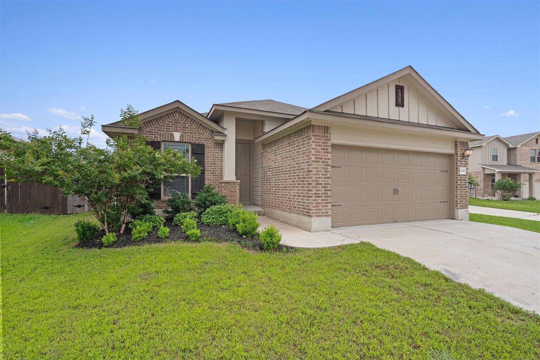 13605 Primrose Petal DR, Manor, TX 78653