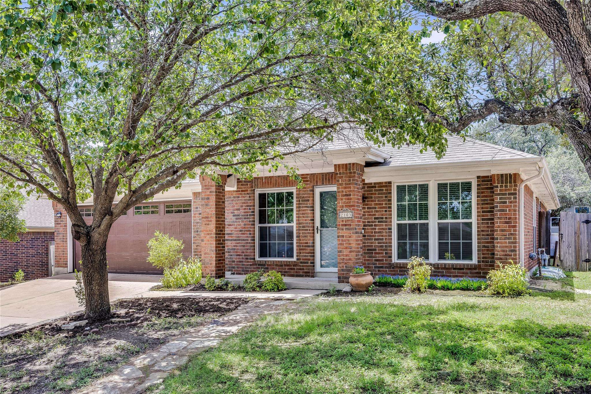 2103 Emmett PKWY, Austin, TX 78728