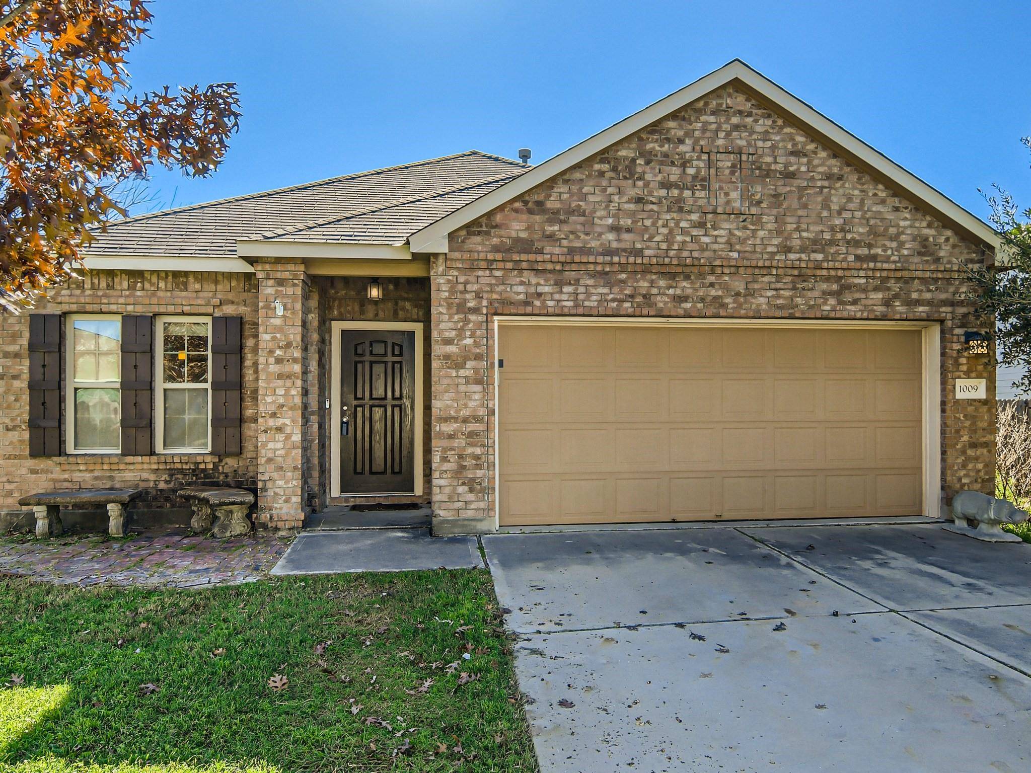 1009 Hondo LN, Hutto, TX 78634