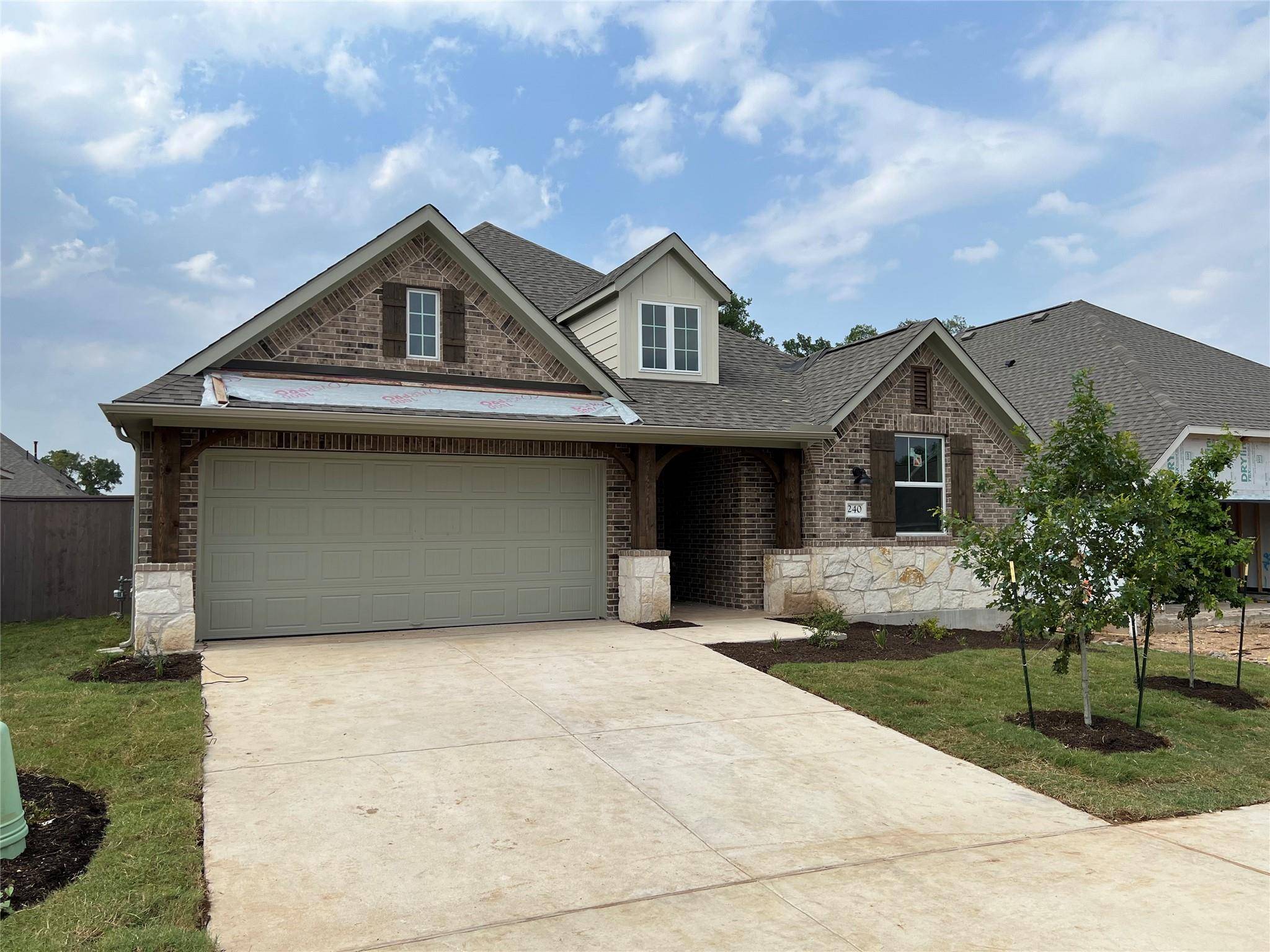 240 Grand Teton DR, Kyle, TX 78640