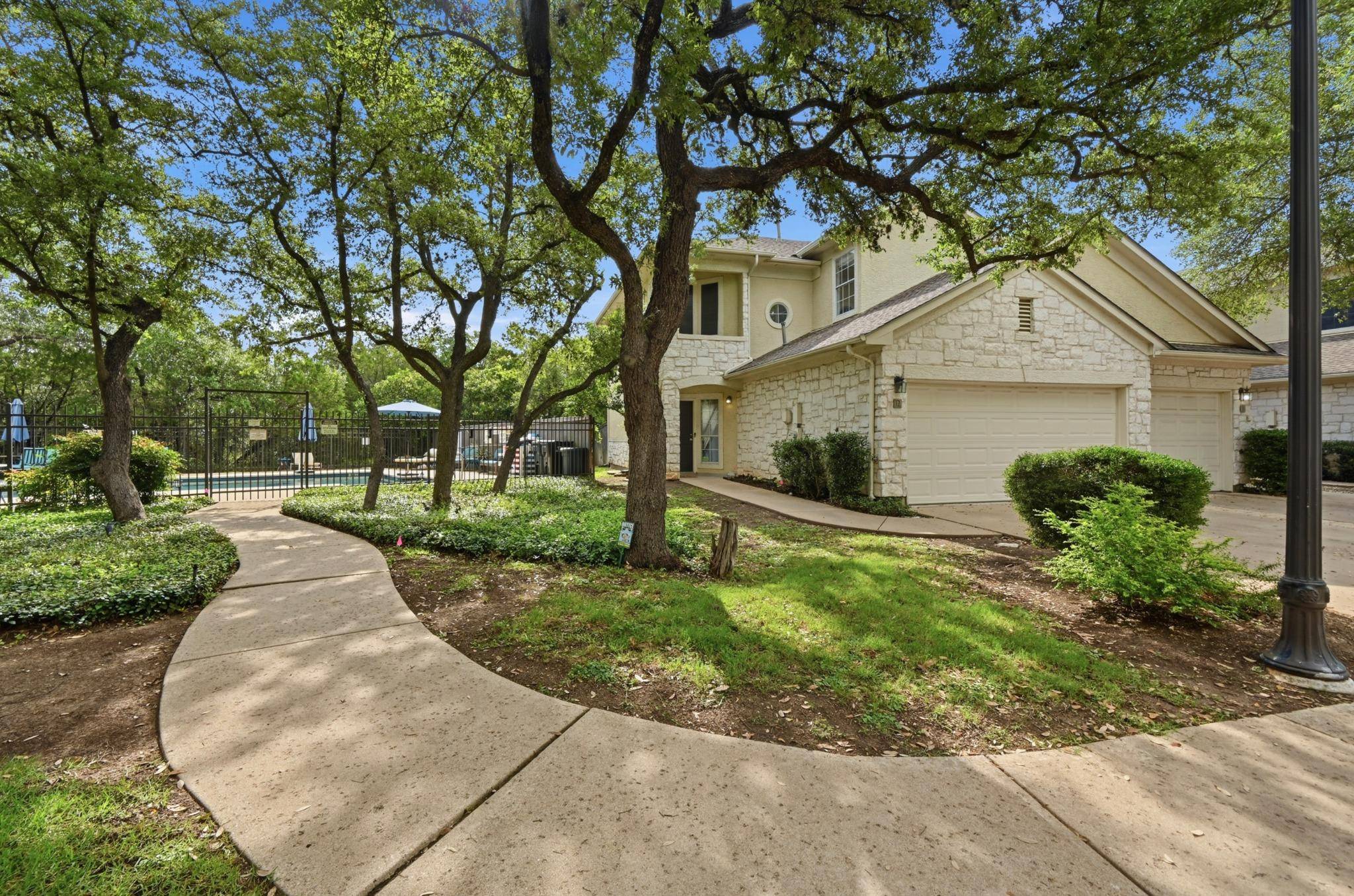 4620 W William Cannon DR #12, Austin, TX 78749
