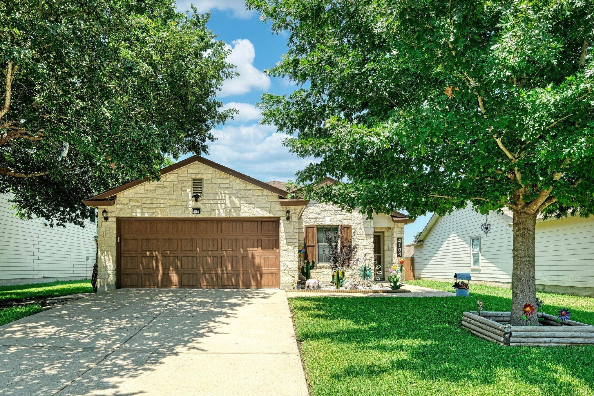 4104 Big Bend TRL, Taylor, TX 76574