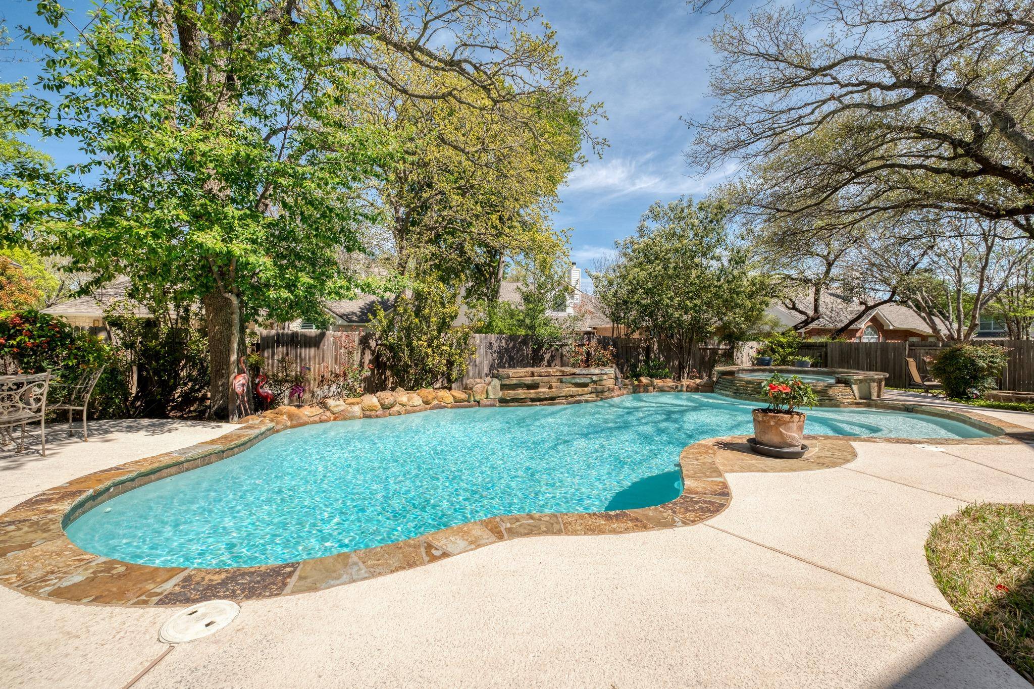 8221 Fern Bluff Ave, Round Rock, TX 78681