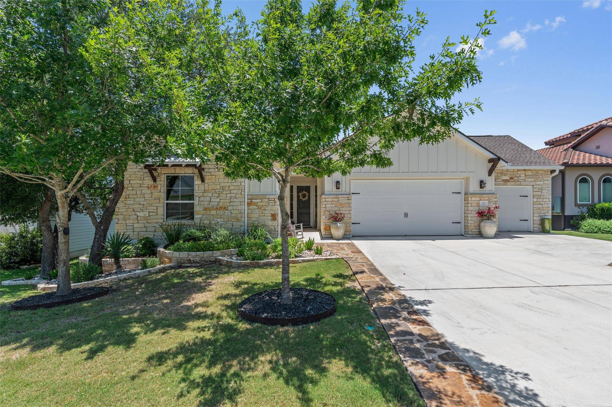 233 Leaping Holly ST, San Marcos, TX 78666