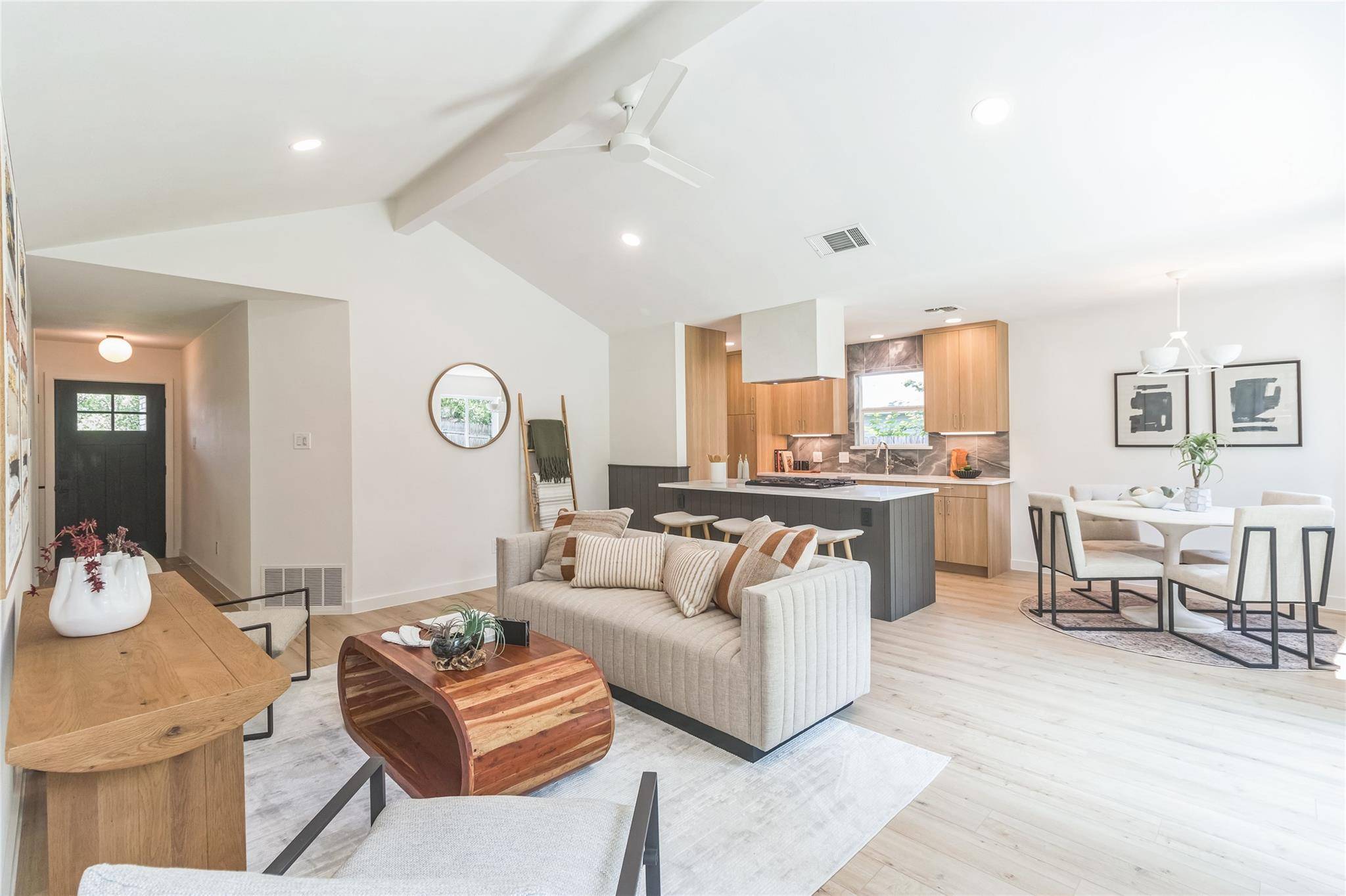 11403 Guernsey DR, Austin, TX 78758